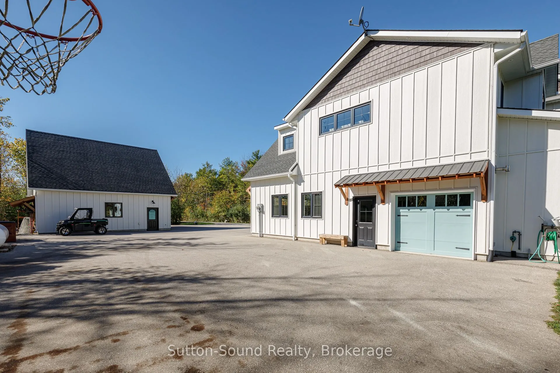 303277 33 Side Road