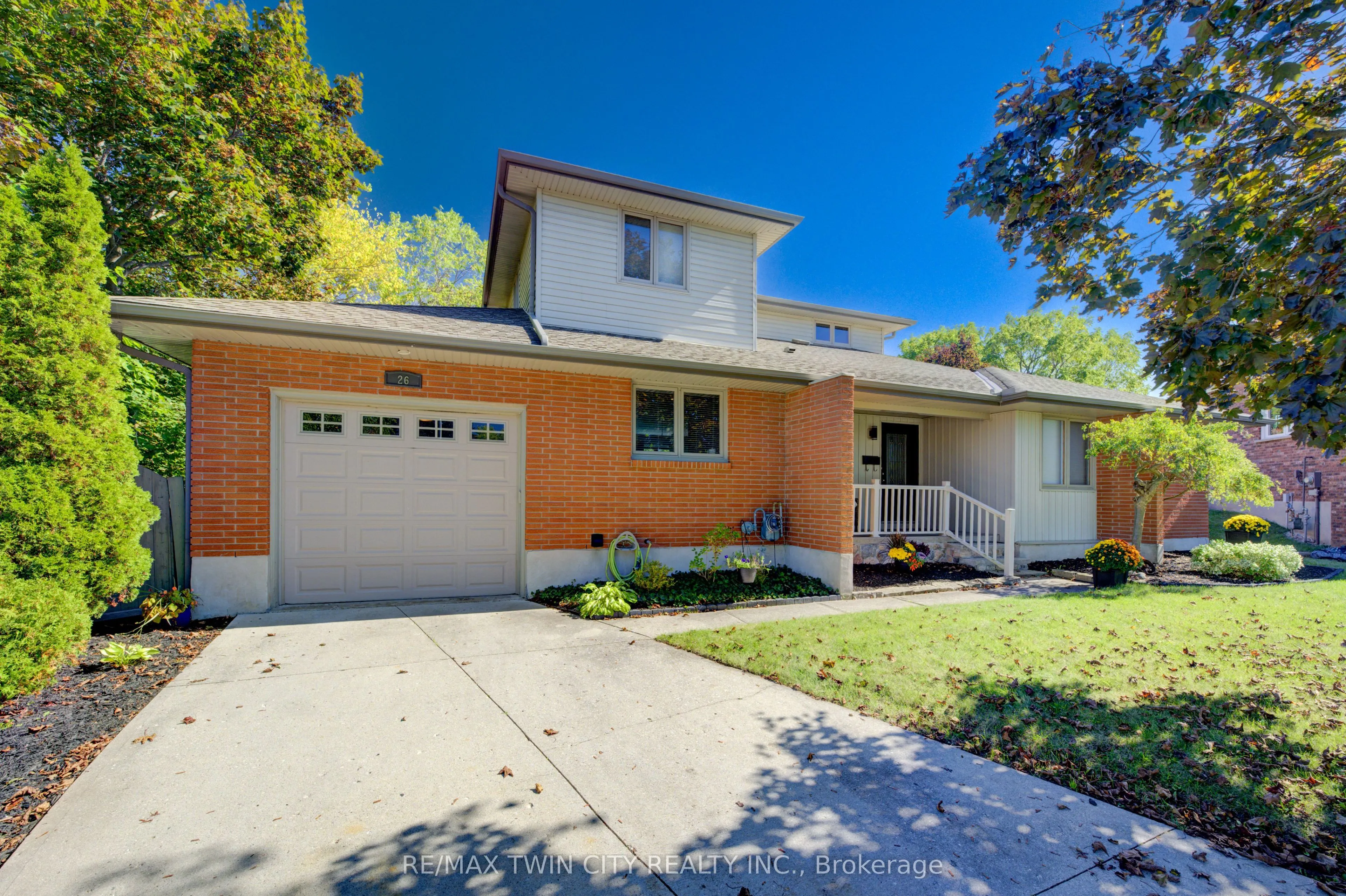26 Esther Avenue