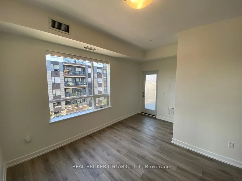 251 Northfield Drive E, #402