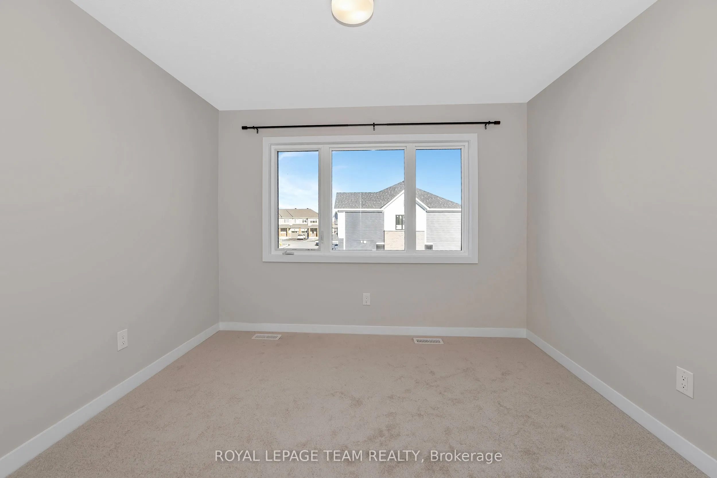 48 Pumice Place S