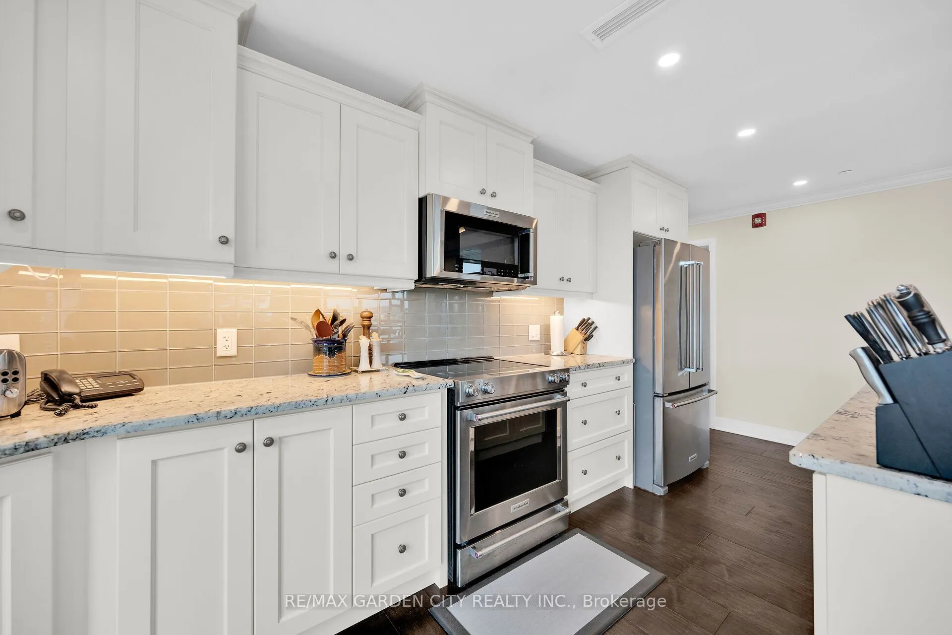 10 Concord Place, #408