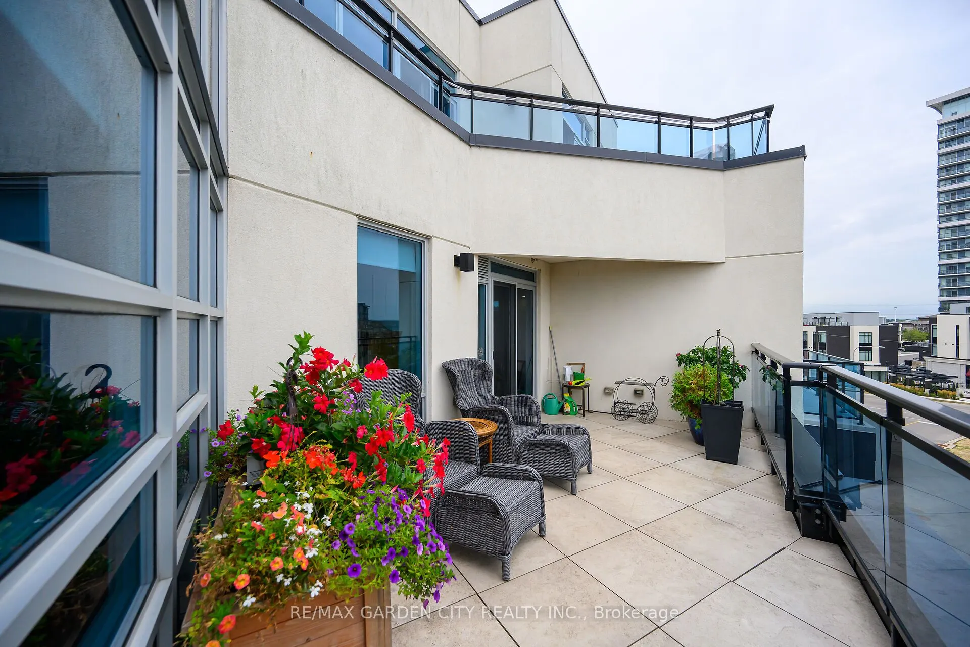 10 Concord Place, #408