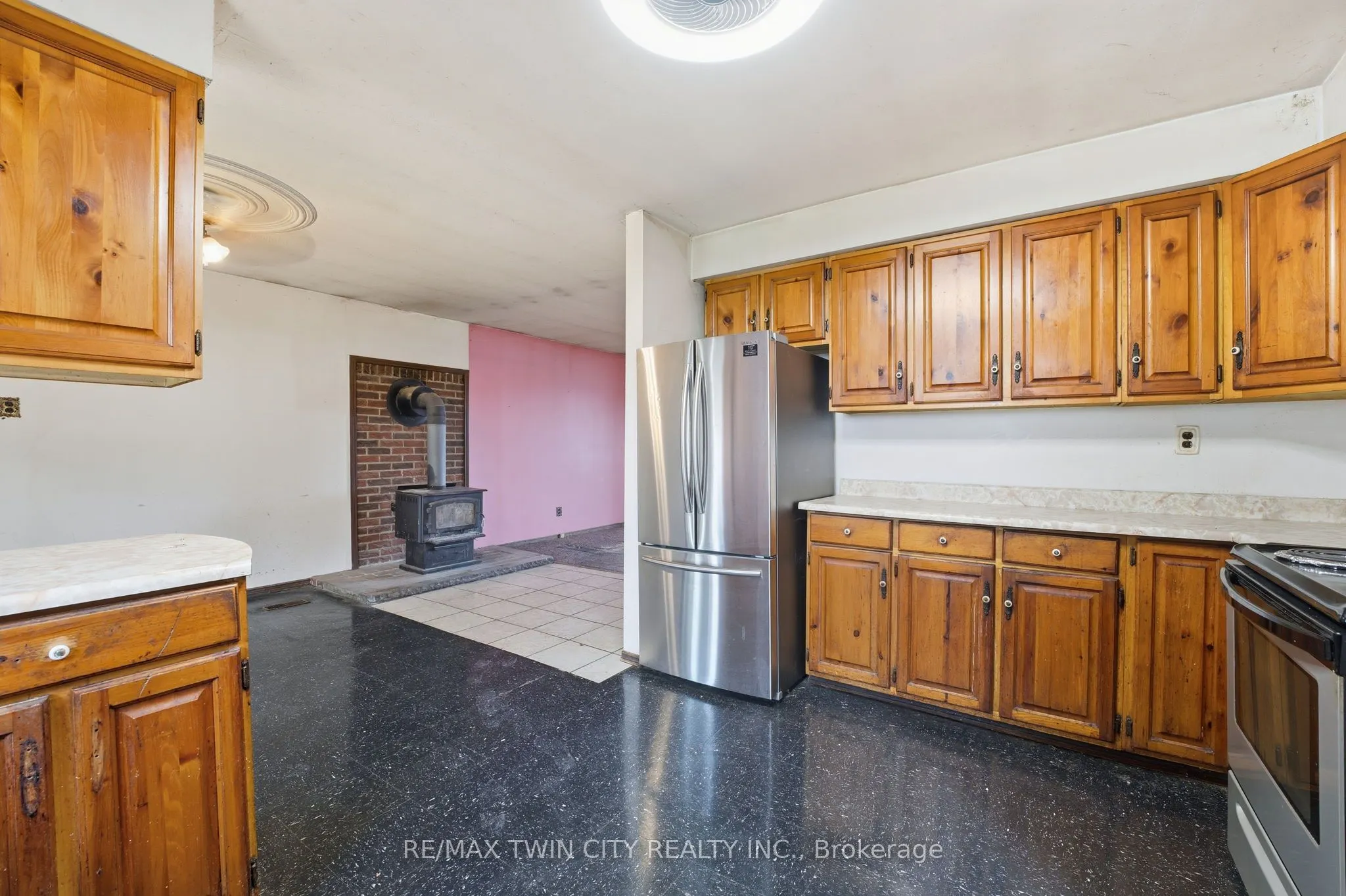 2091 Concession 6 Road W