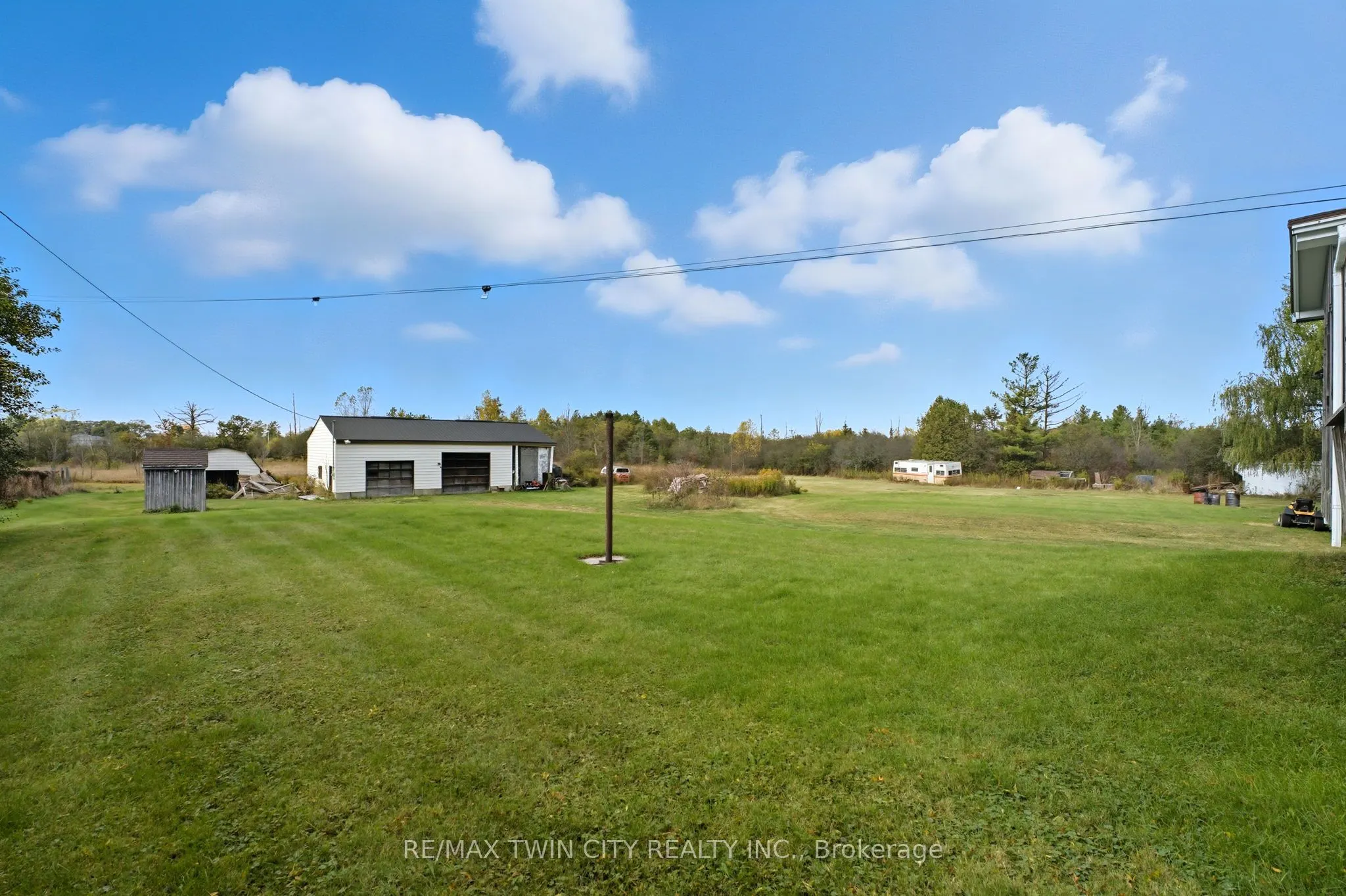 2091 Concession 6 Road W