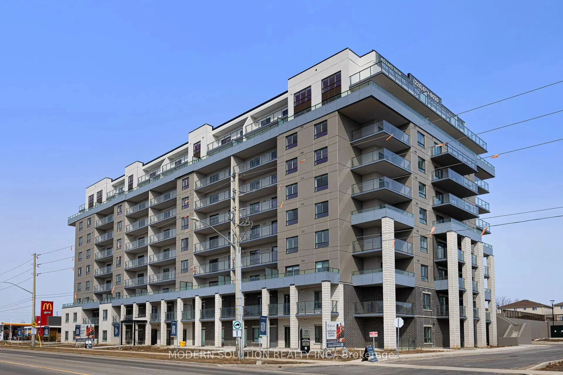 425 Watson Parkway N, #914