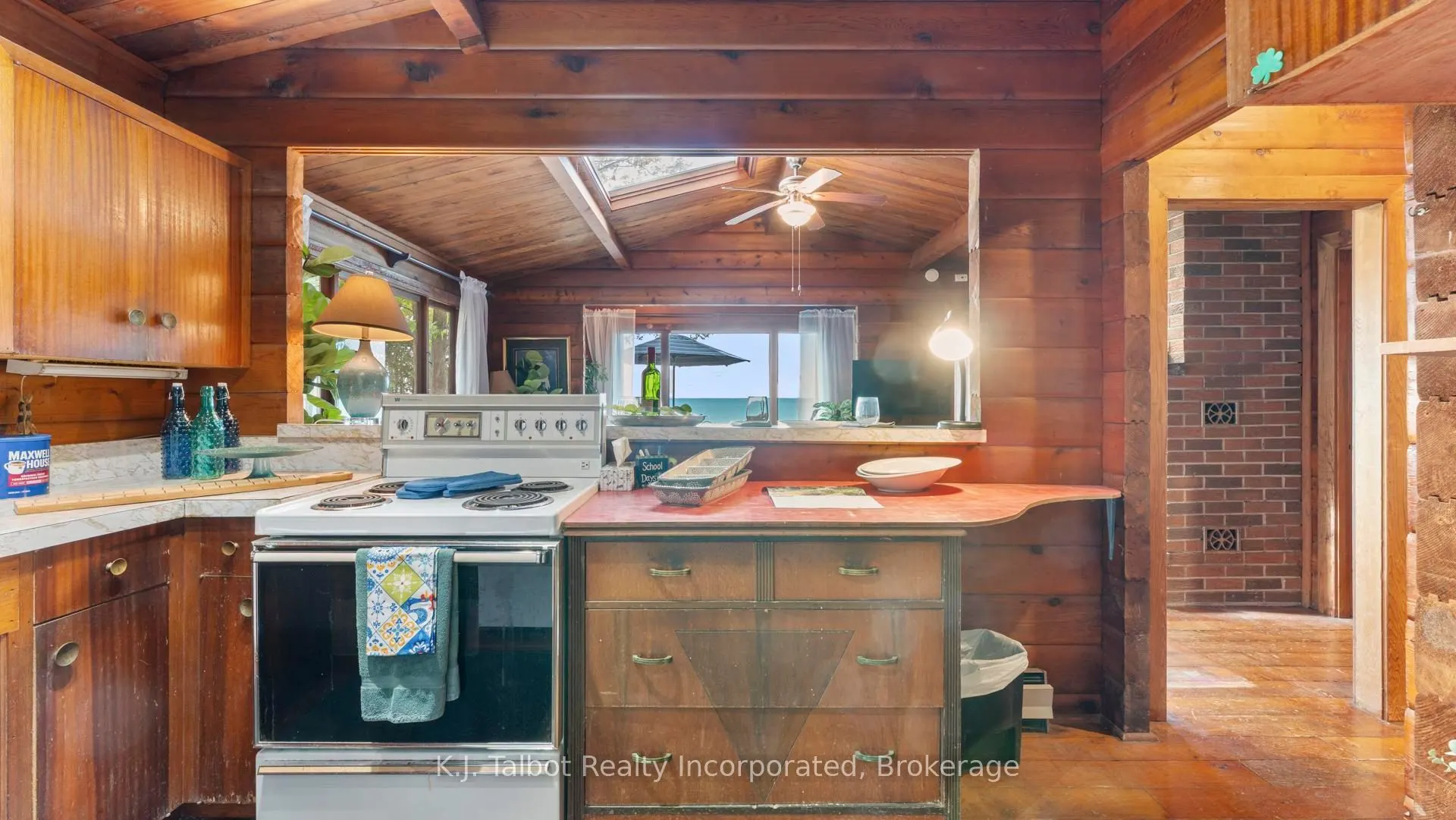 74515 Woodland Drive