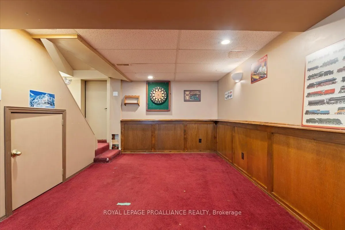 227 Naseby Street