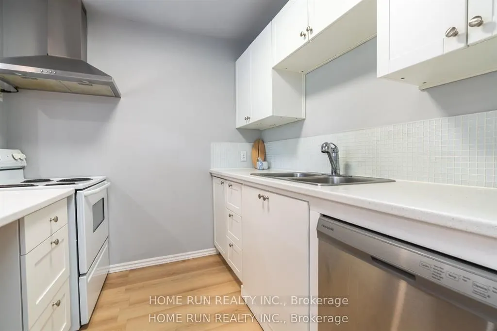 2610 Draper Avenue, #22