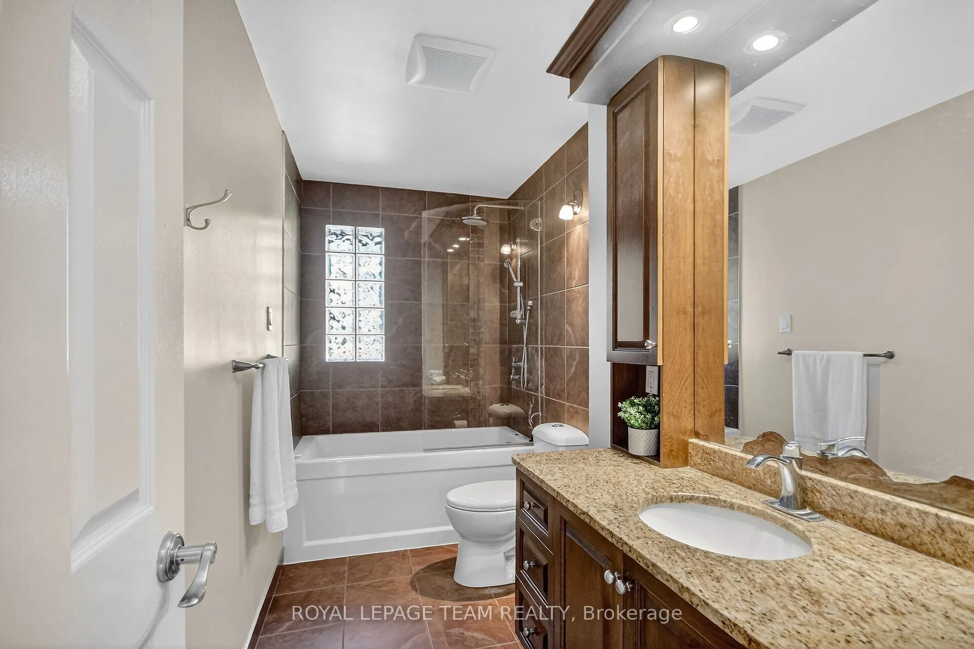 1079 Christopher Drive