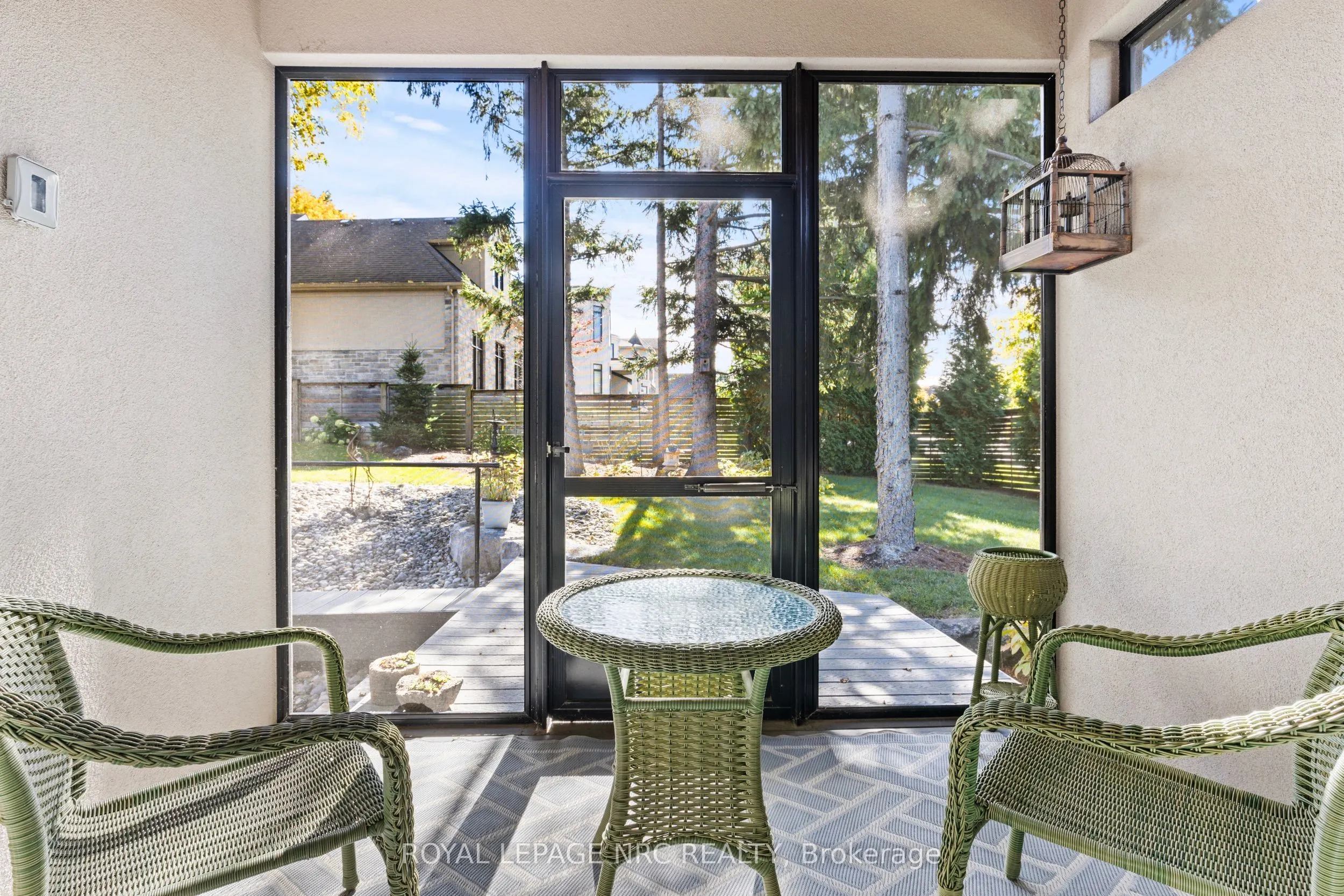 12 DAVID LOWREY Court