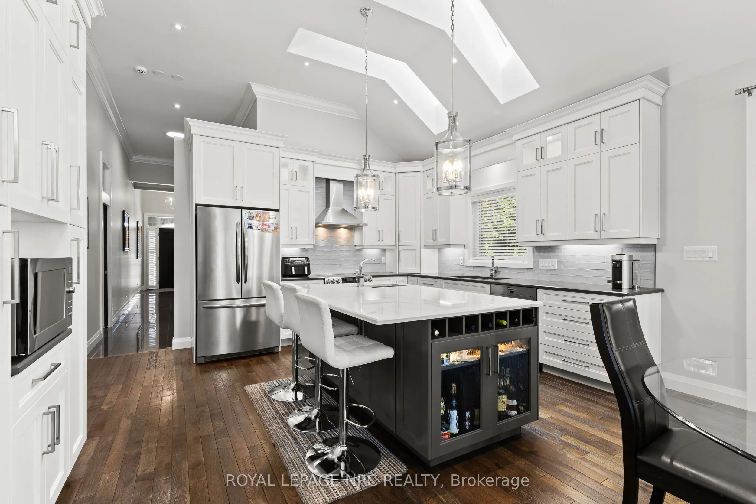 12 DAVID LOWREY Court