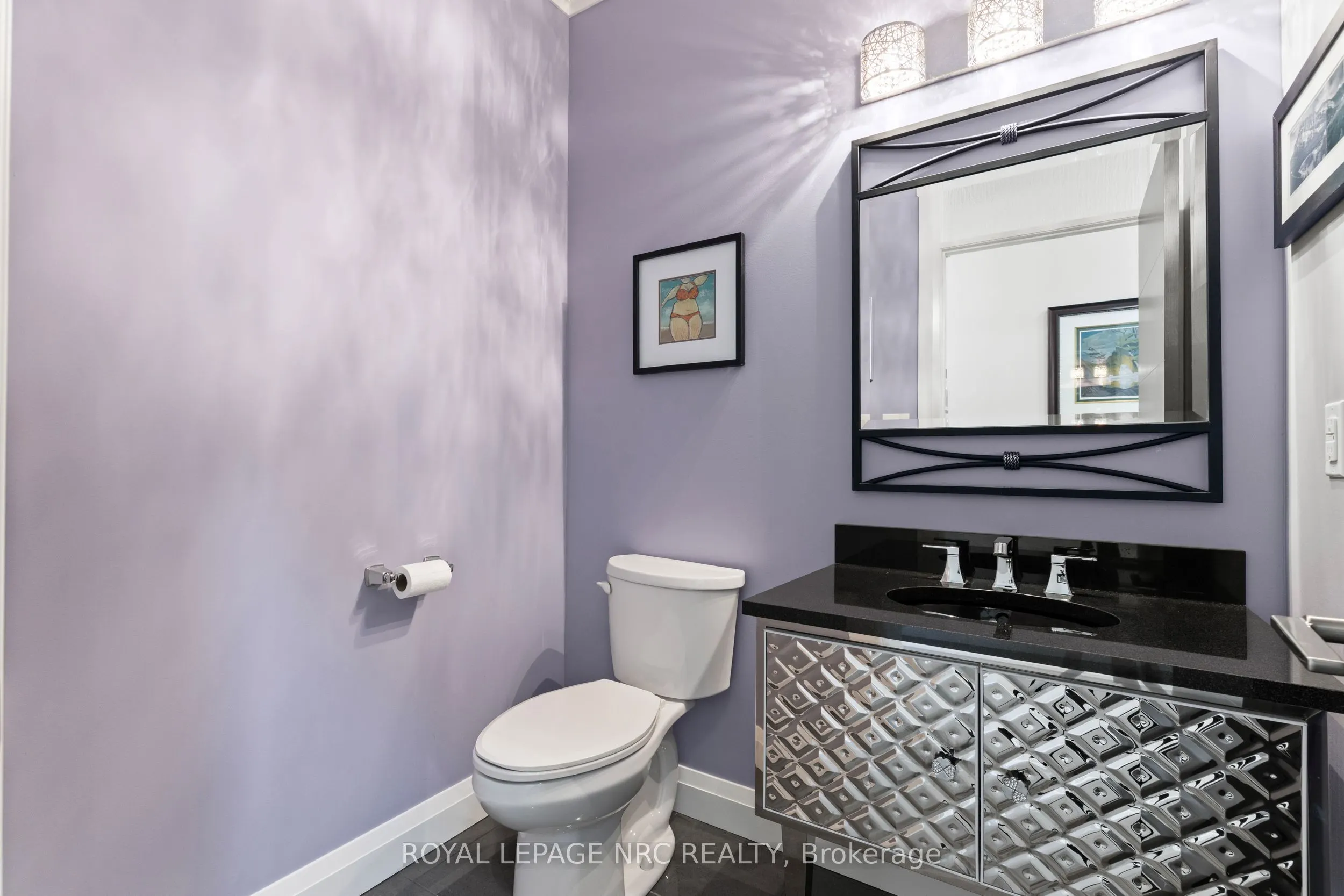 12 DAVID LOWREY Court