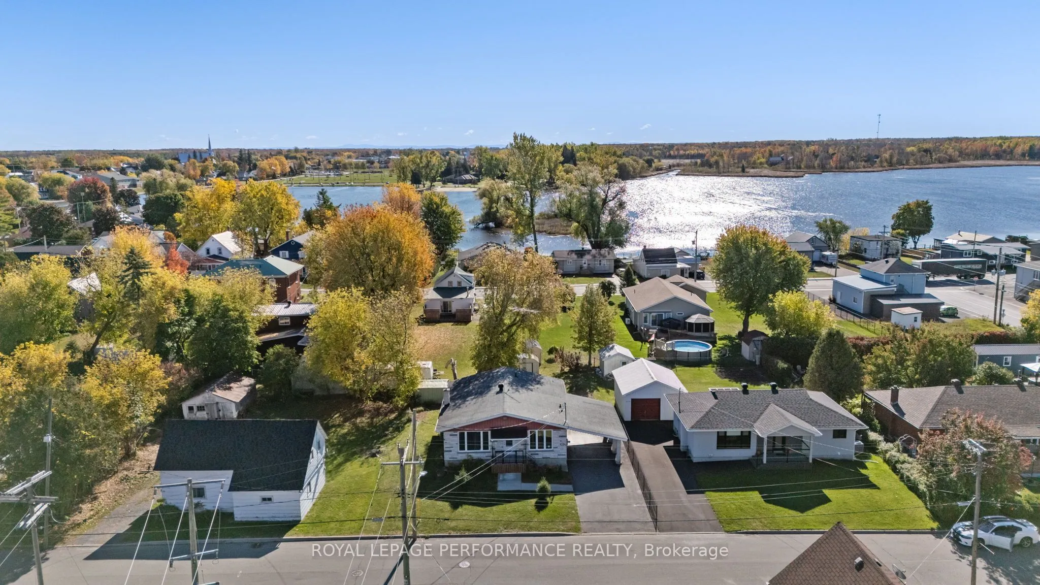 108 Elgin Street W