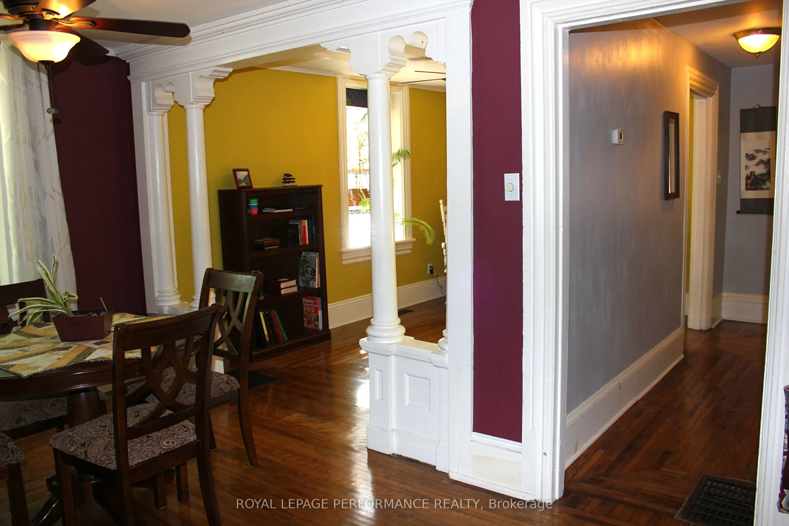 125 Augustus Street S