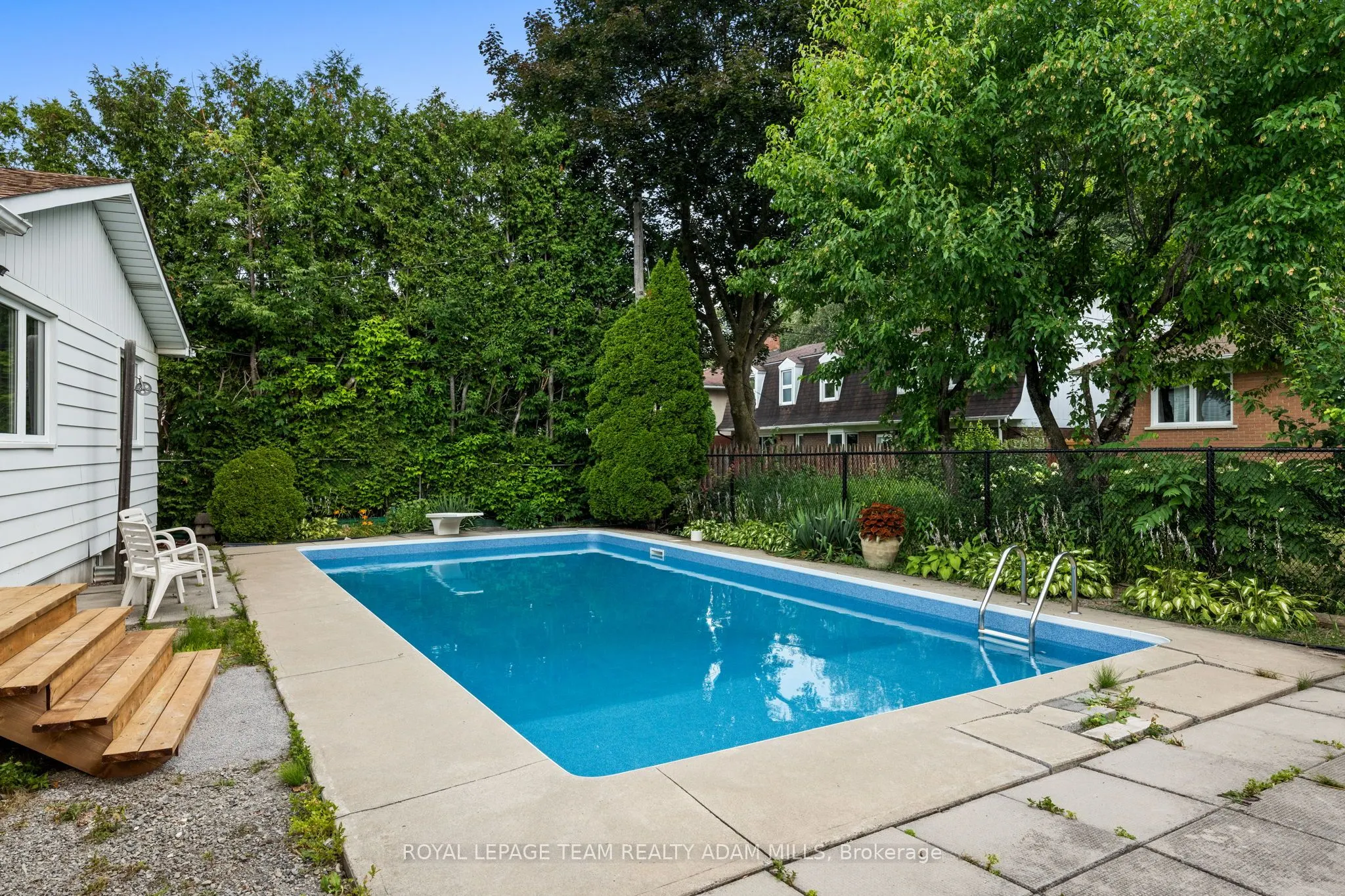 968 Walkley Road
