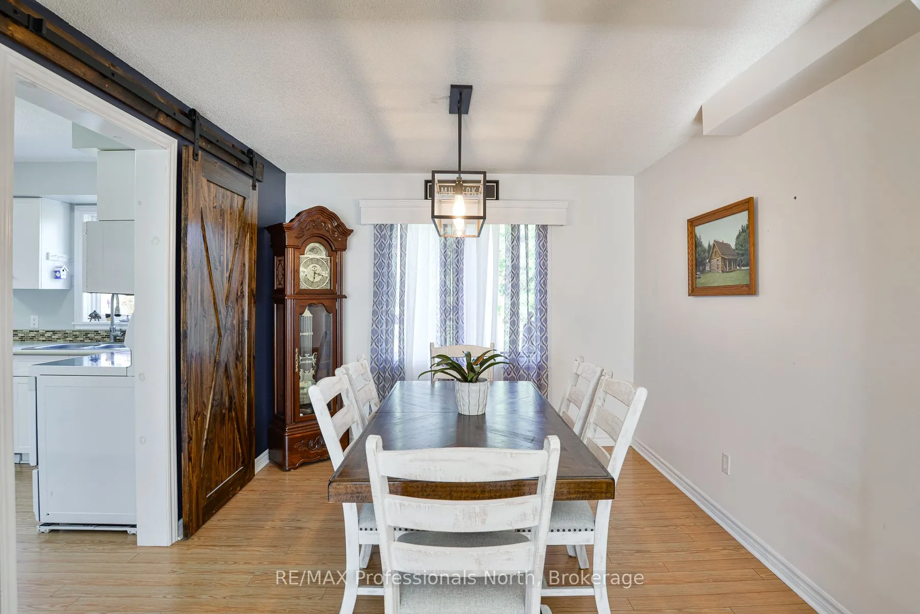 6 Lankin Avenue