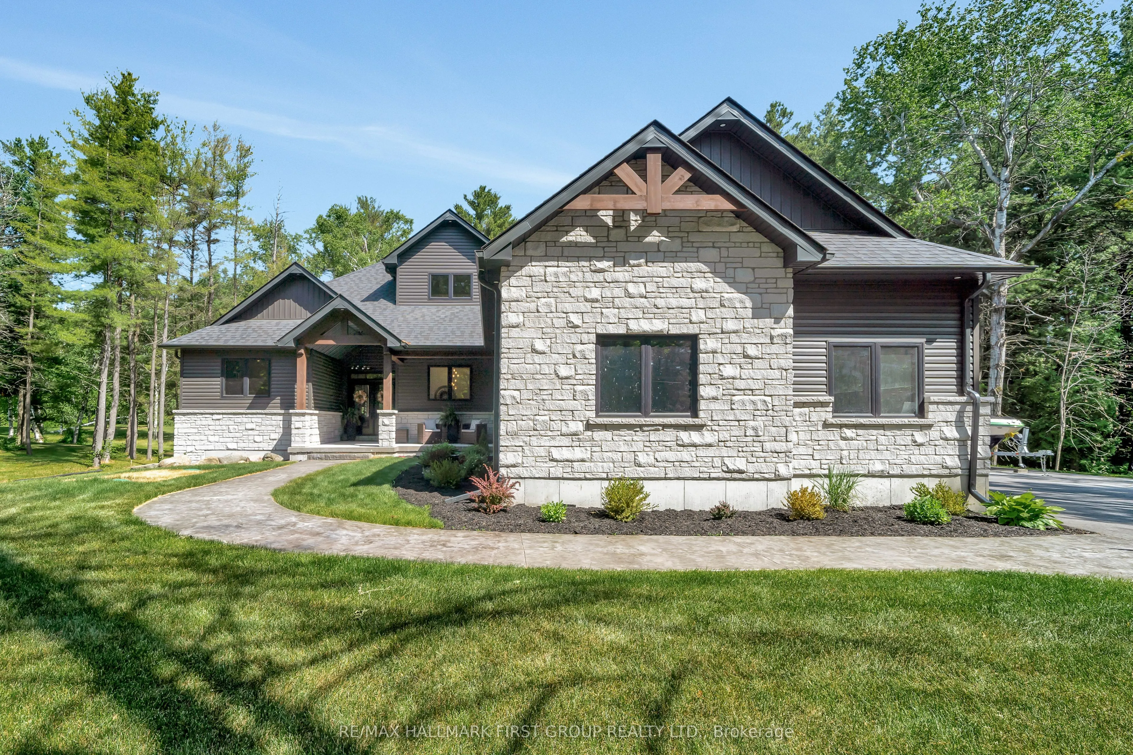 376 Whites Road