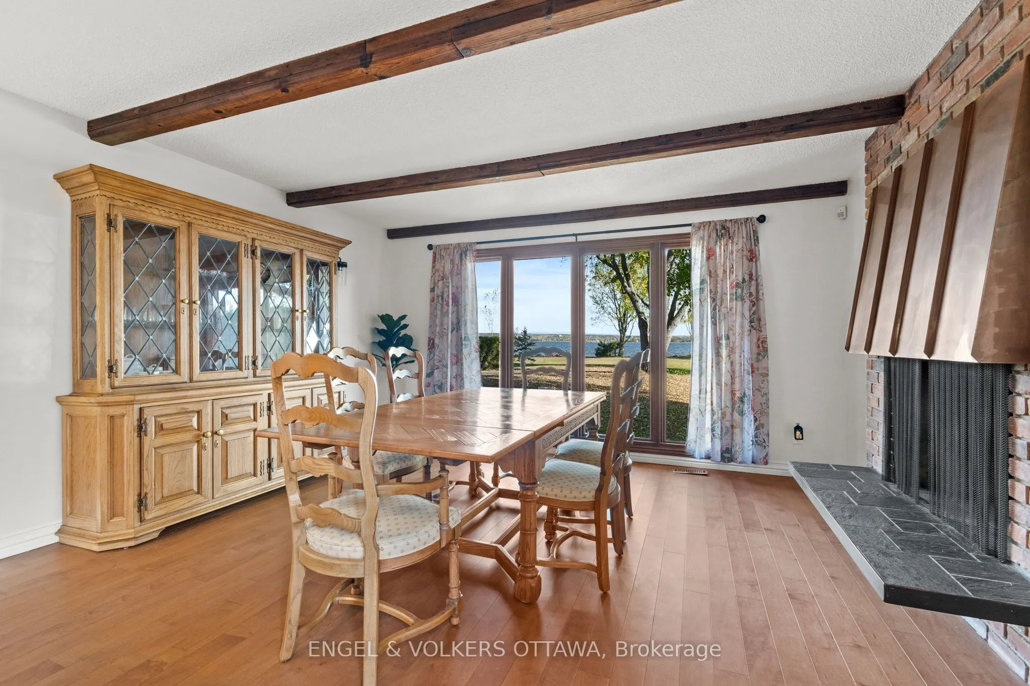263 Grandview Road
