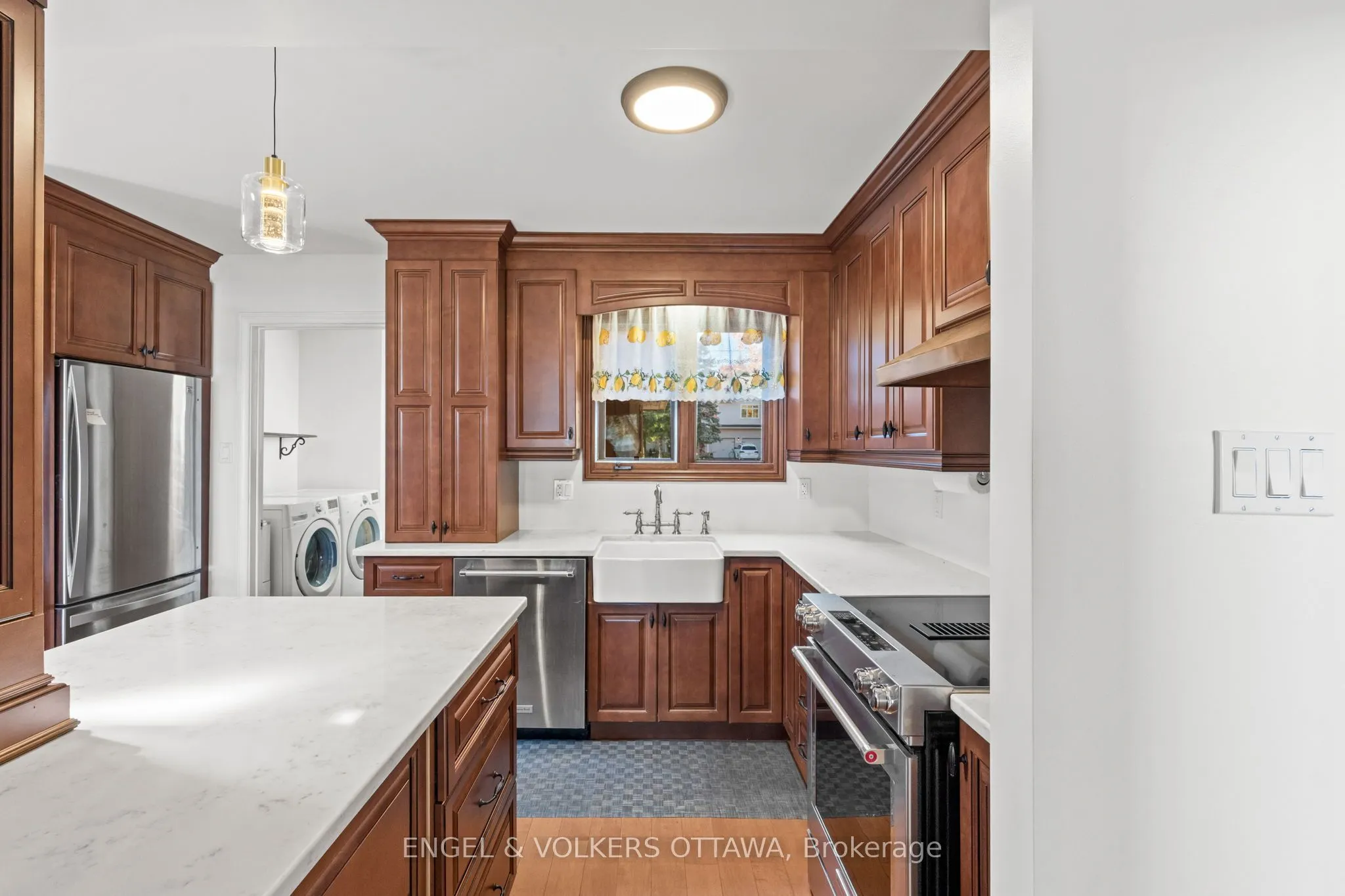 263 Grandview Road
