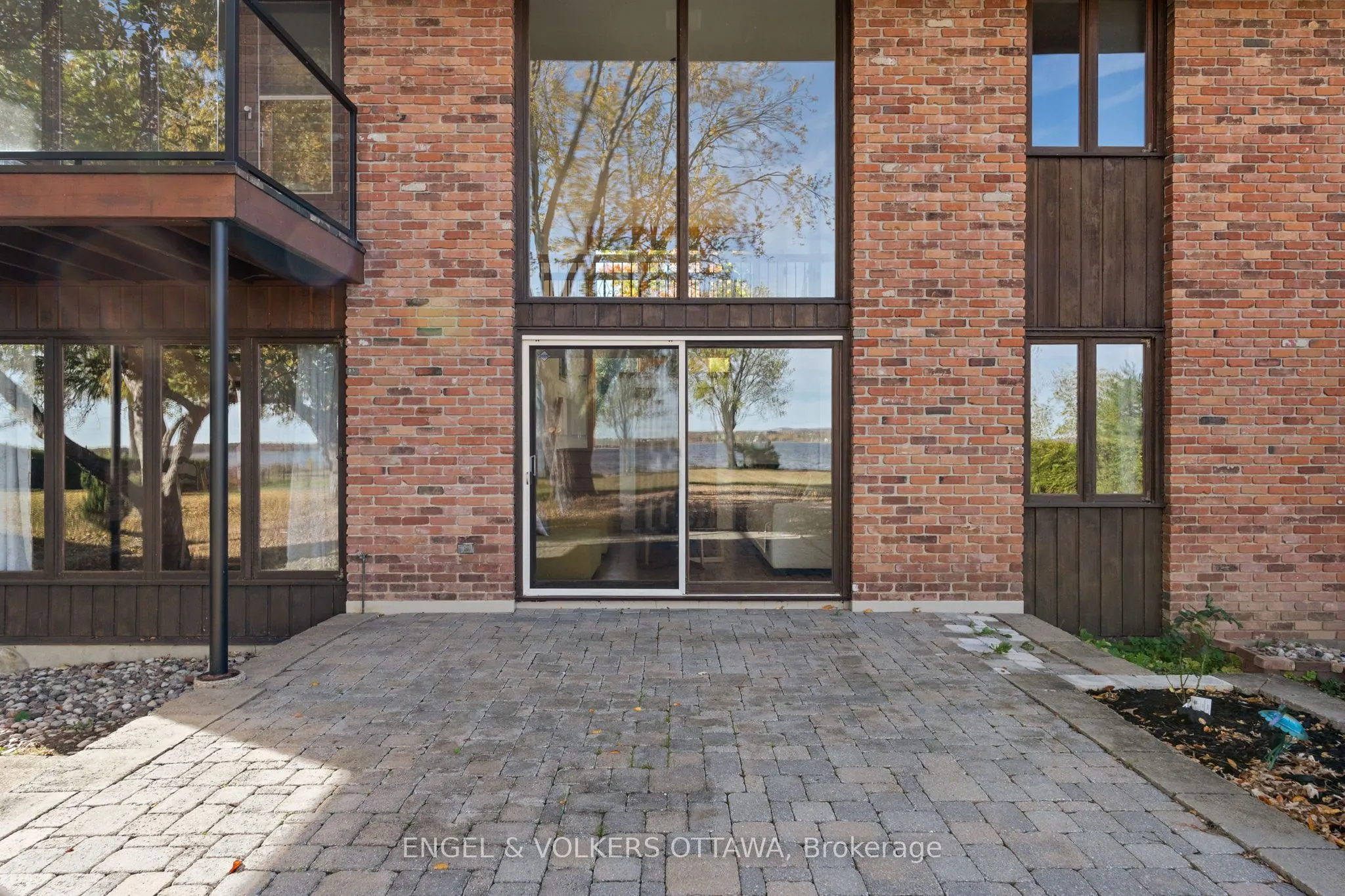 263 Grandview Road