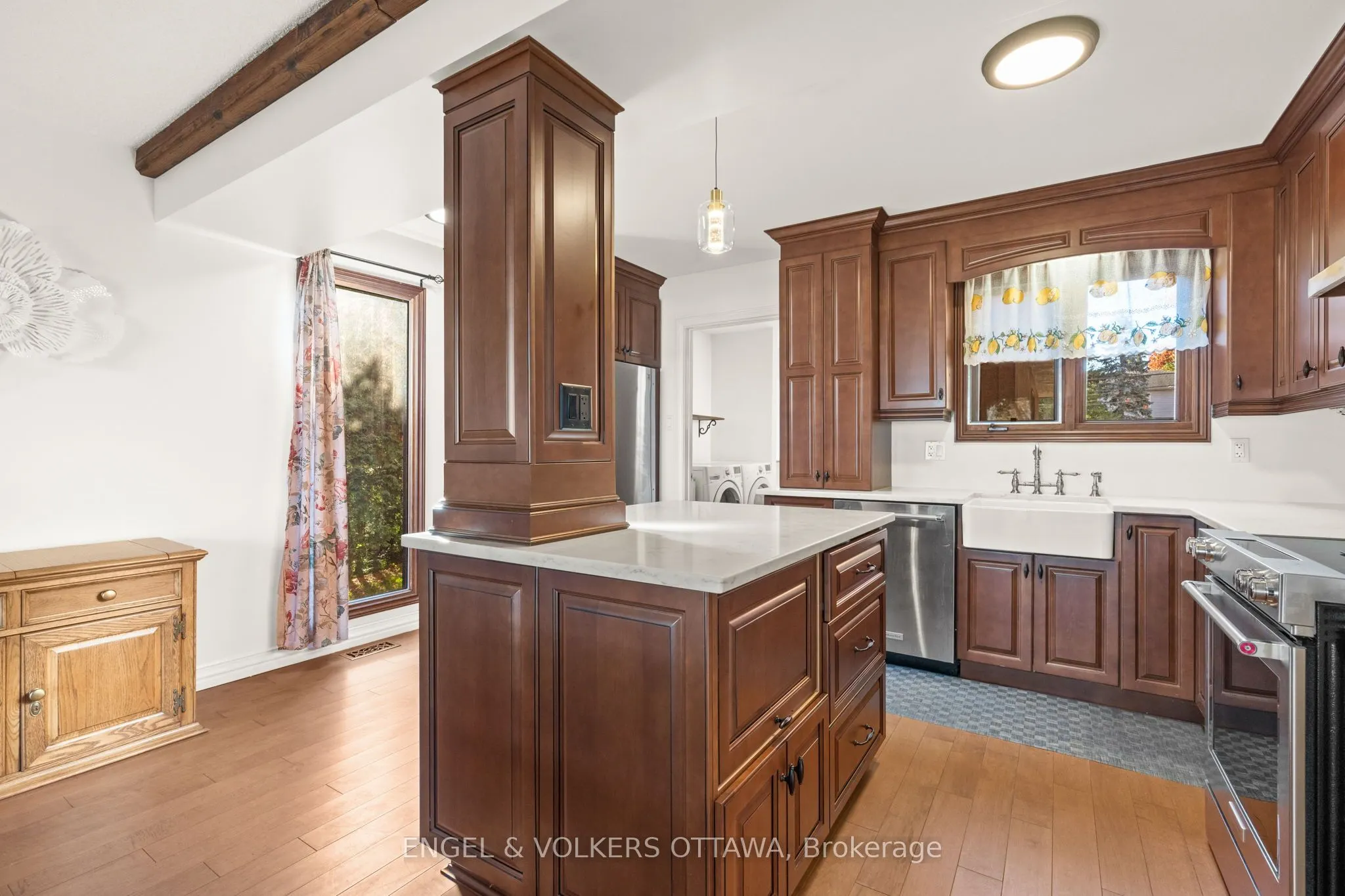 263 Grandview Road