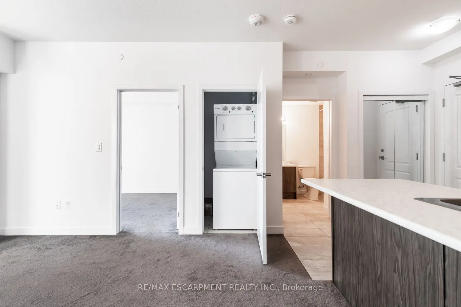450 Dundas Street, #326