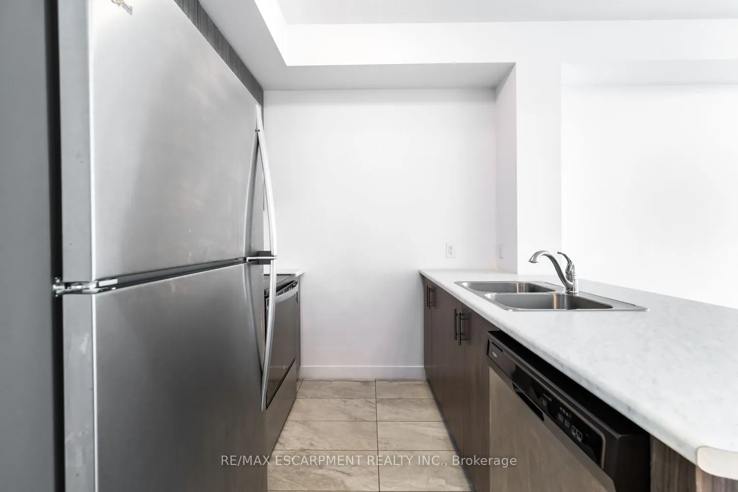 450 Dundas Street, #326
