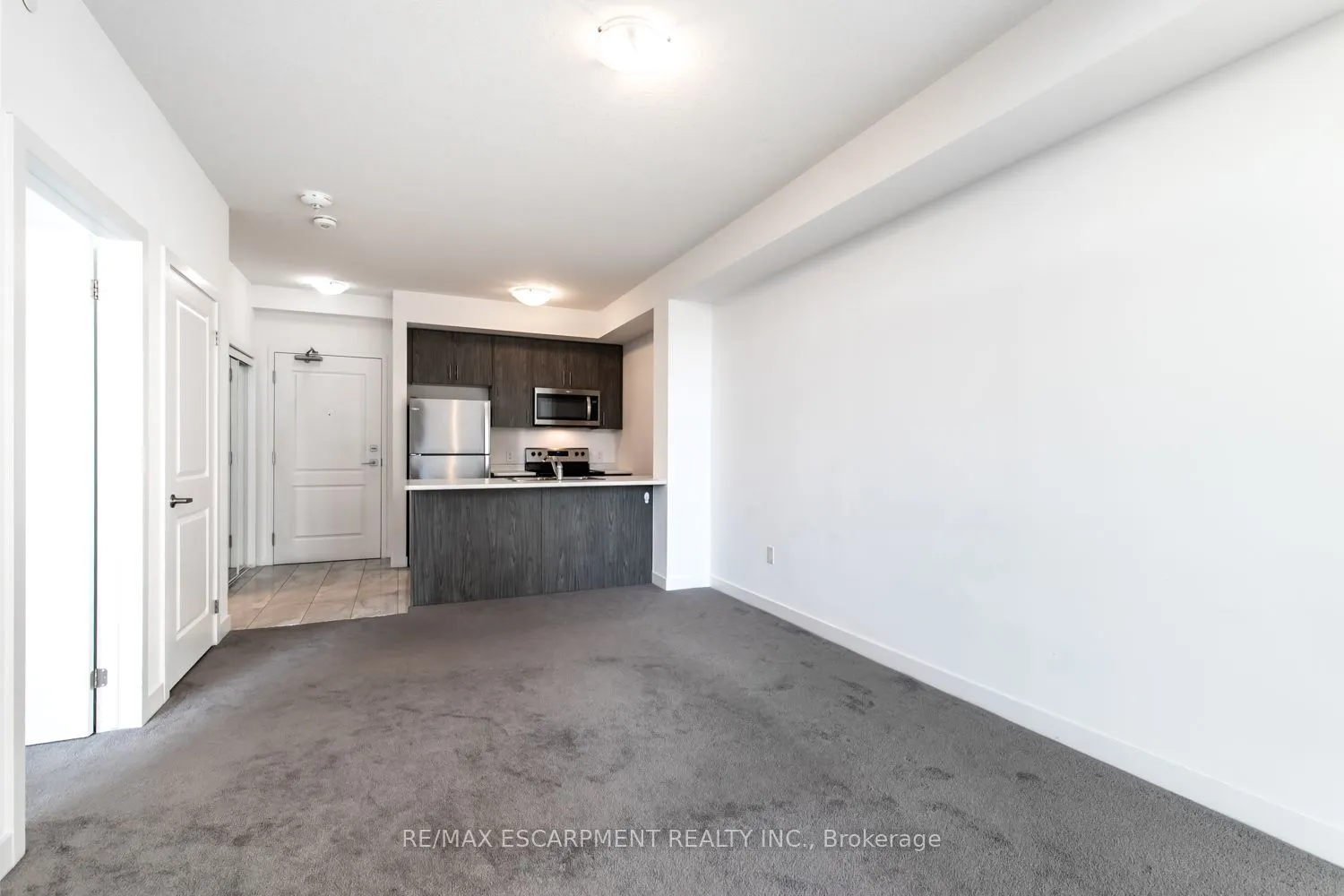 450 Dundas Street, #326