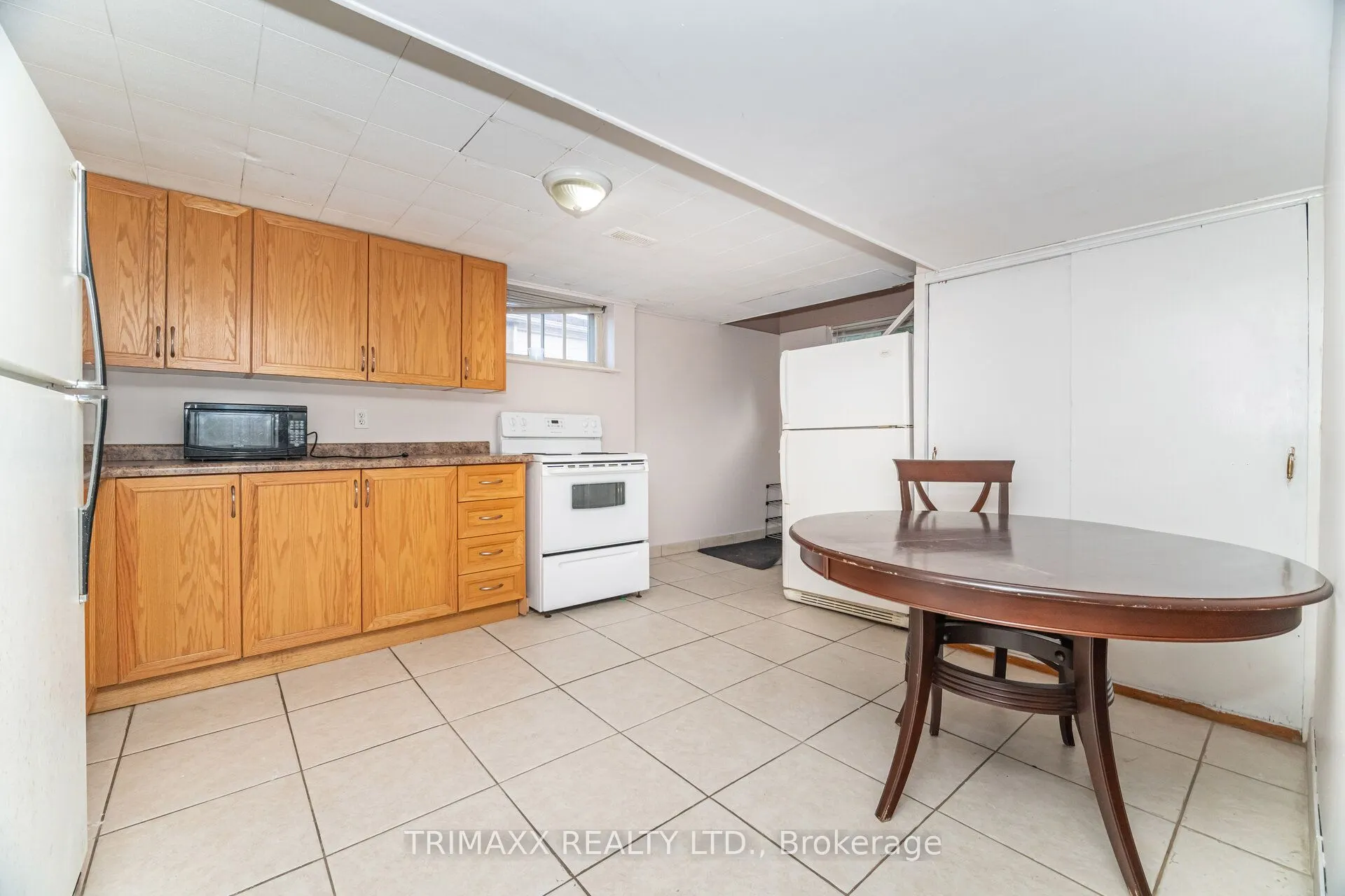 60 Parkdale Drive