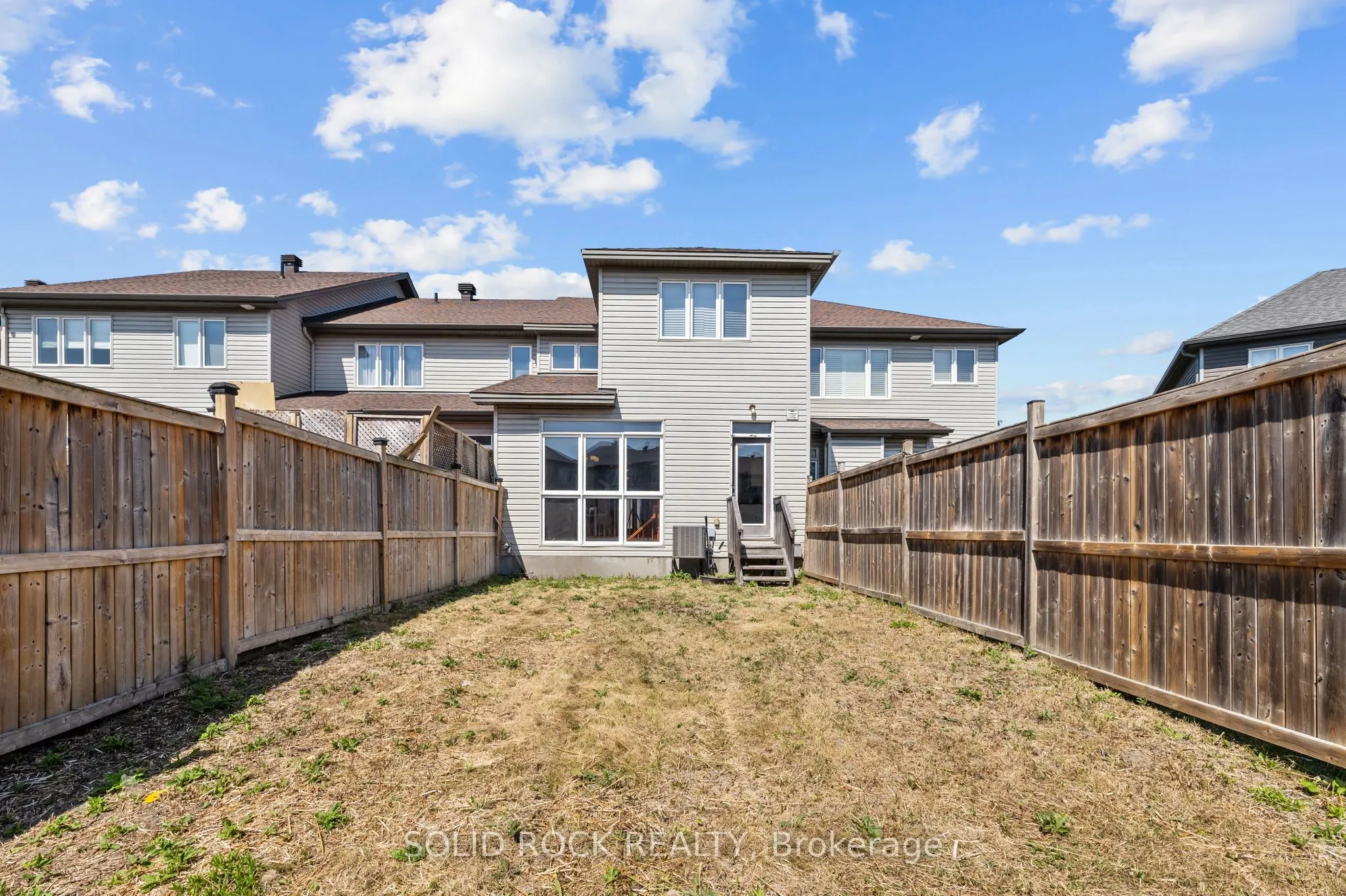 153 Hawkshaw Crescent E
