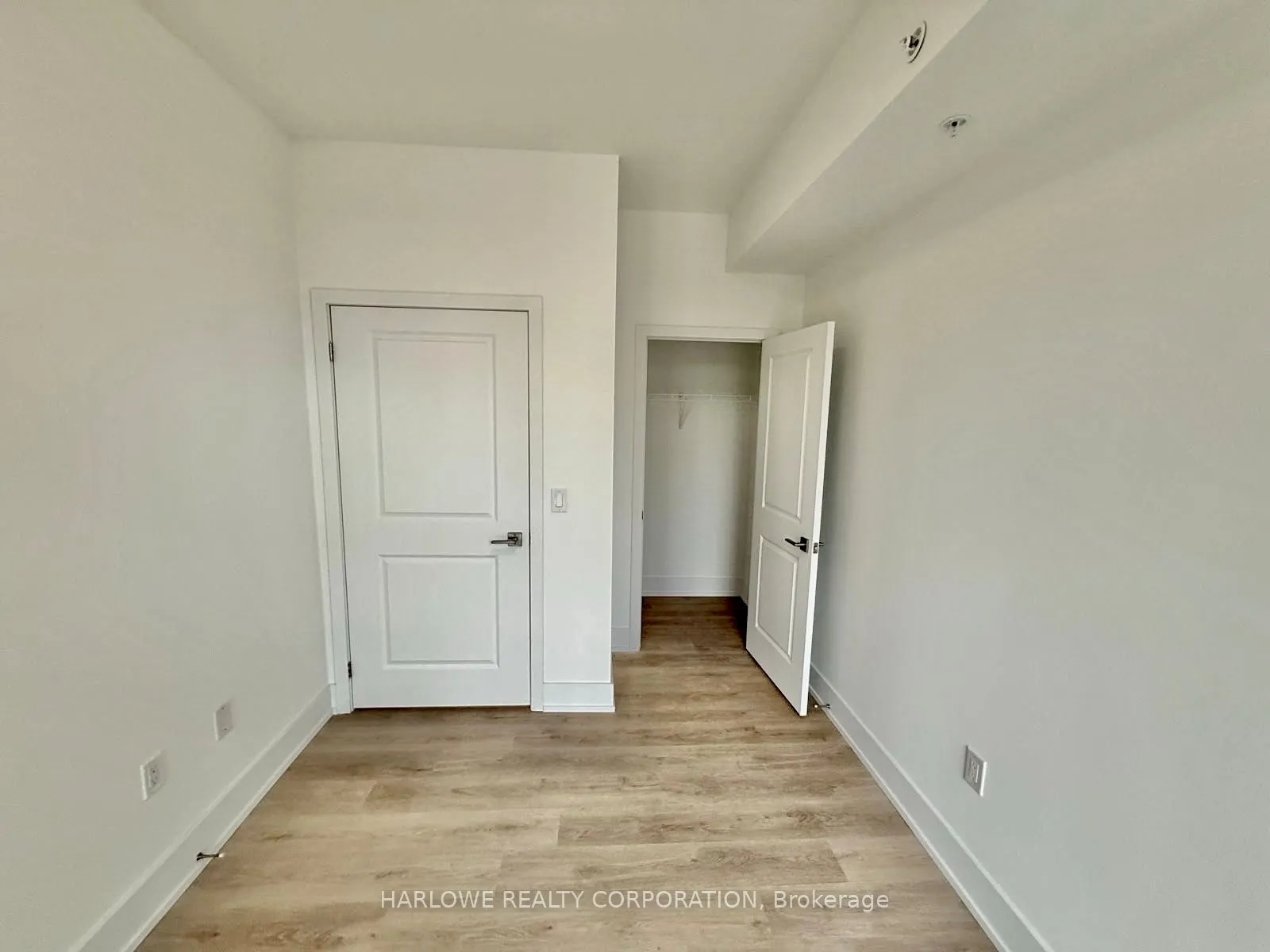206 King Street W, #711