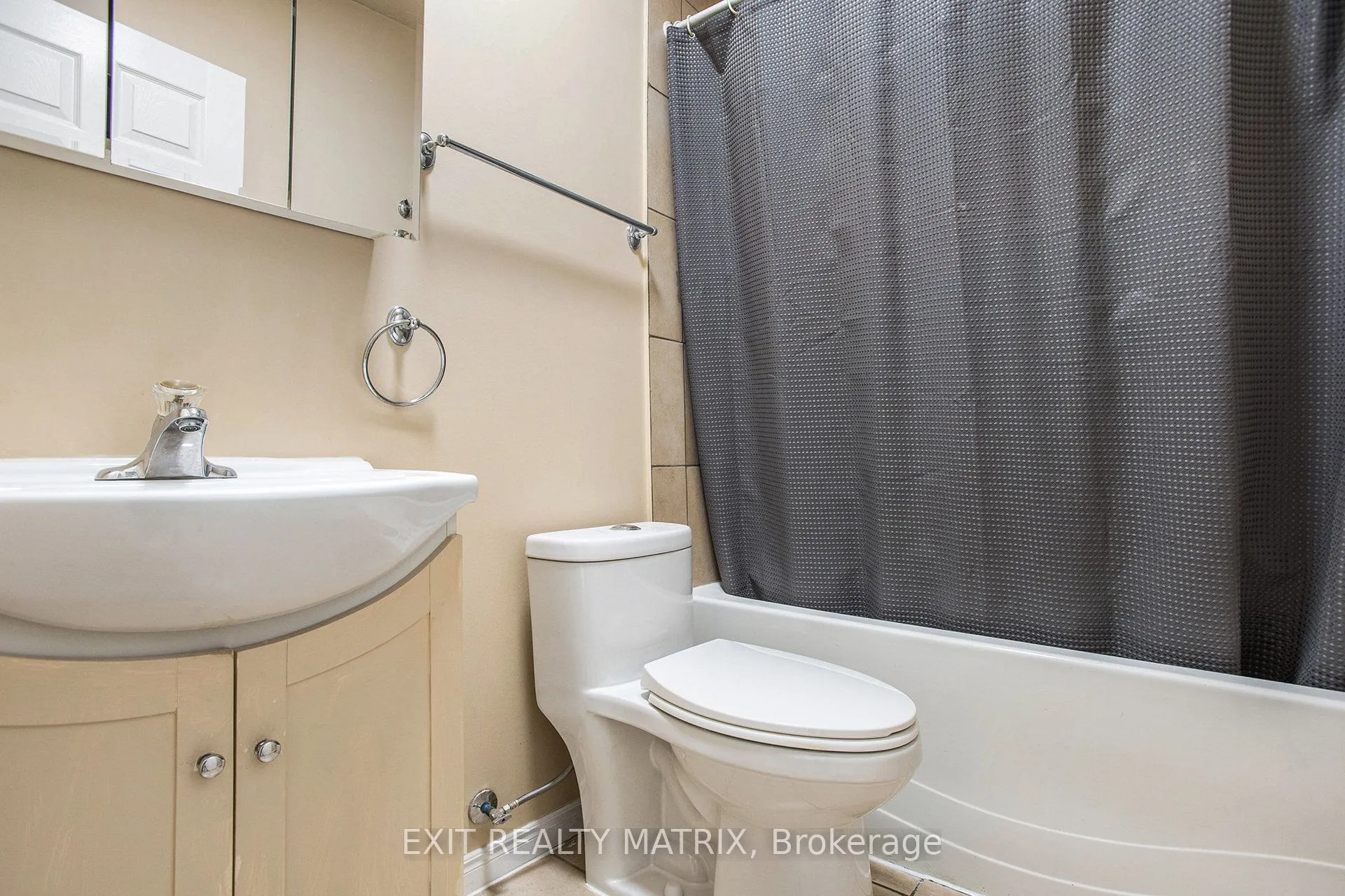 258 Park Street, #1