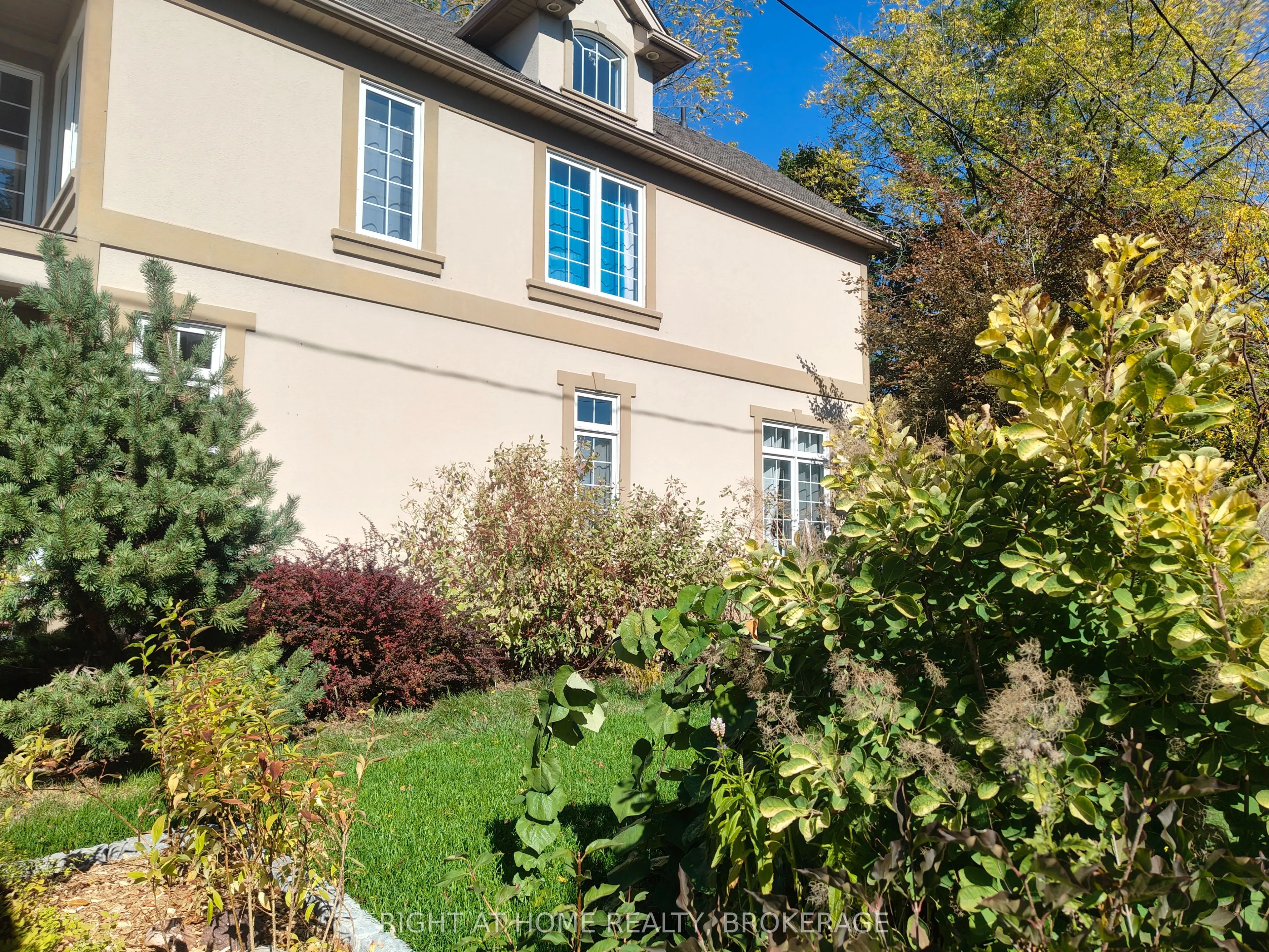 22 Ursula Avenue