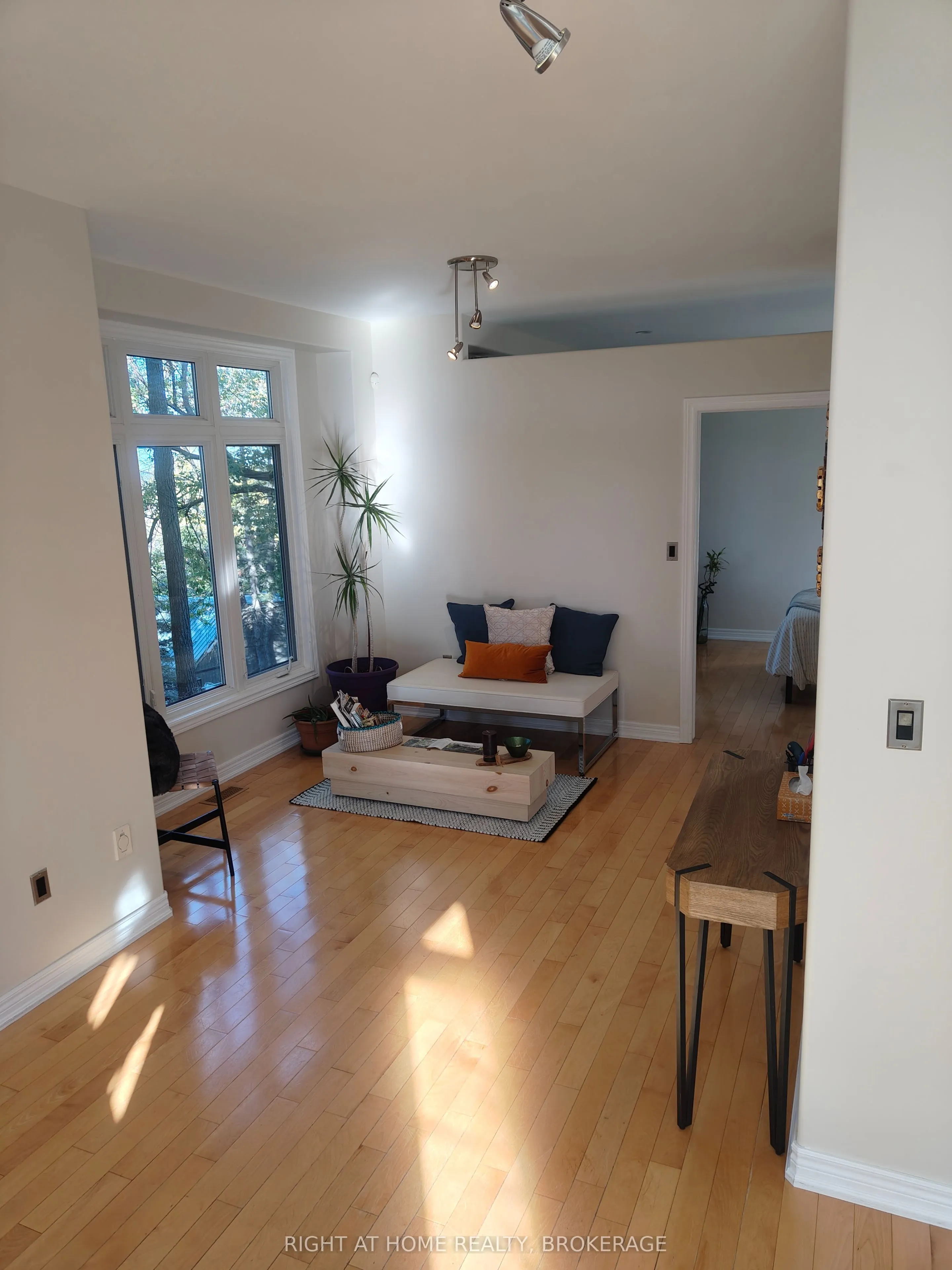 22 Ursula Avenue