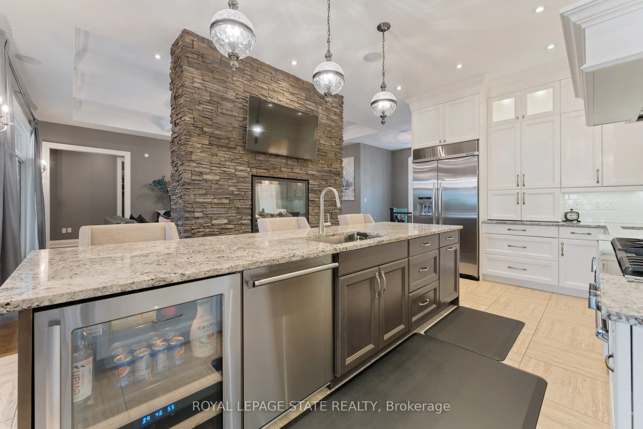 9848 Twenty Road W