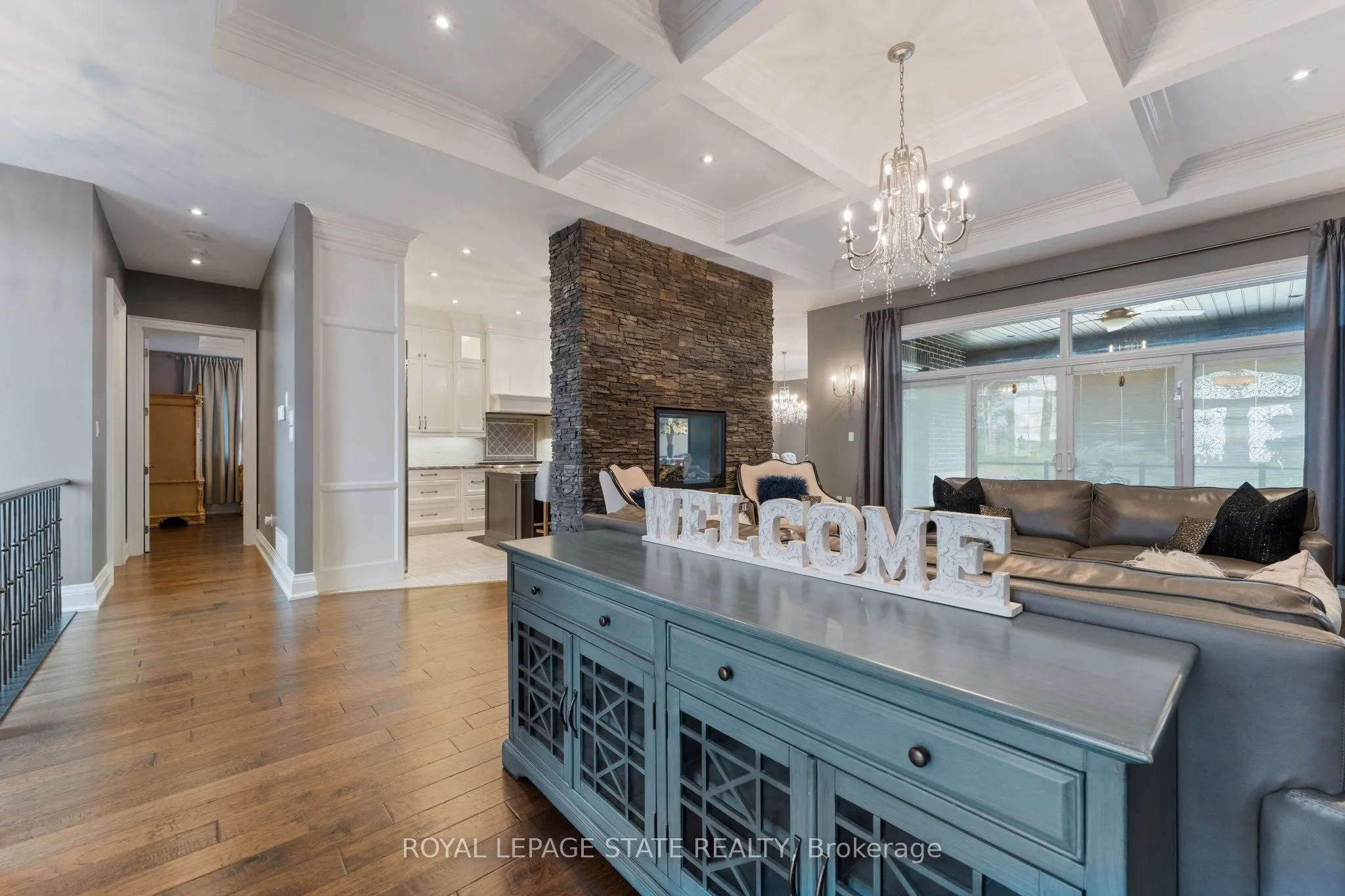 9848 Twenty Road W