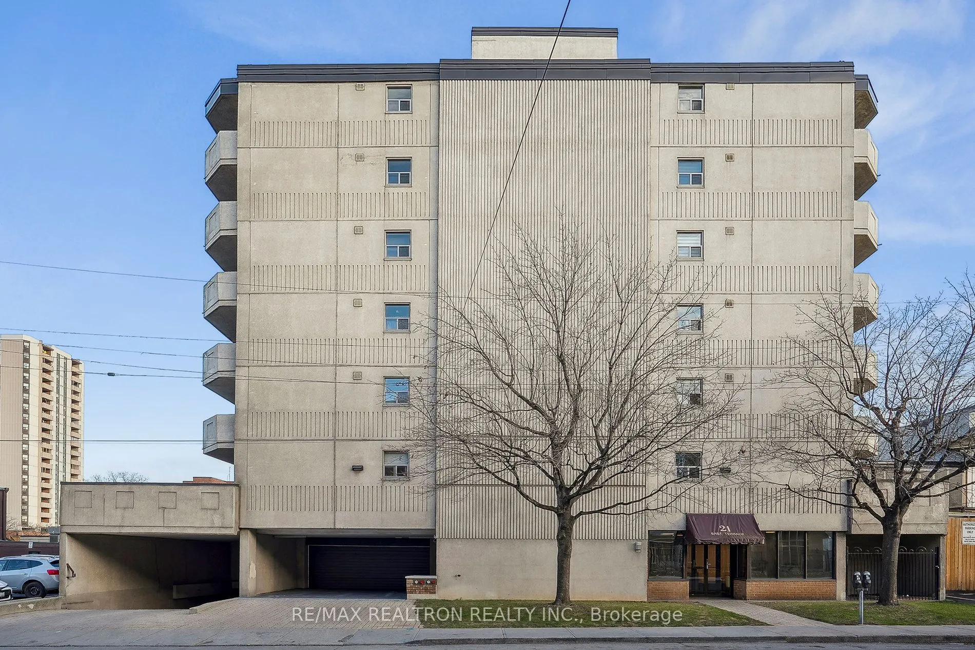 21 East Avenue S, #702