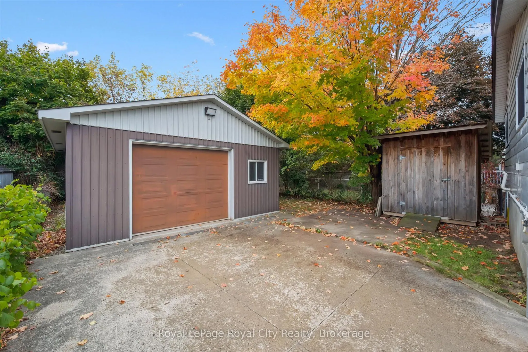 24 Hooper Street