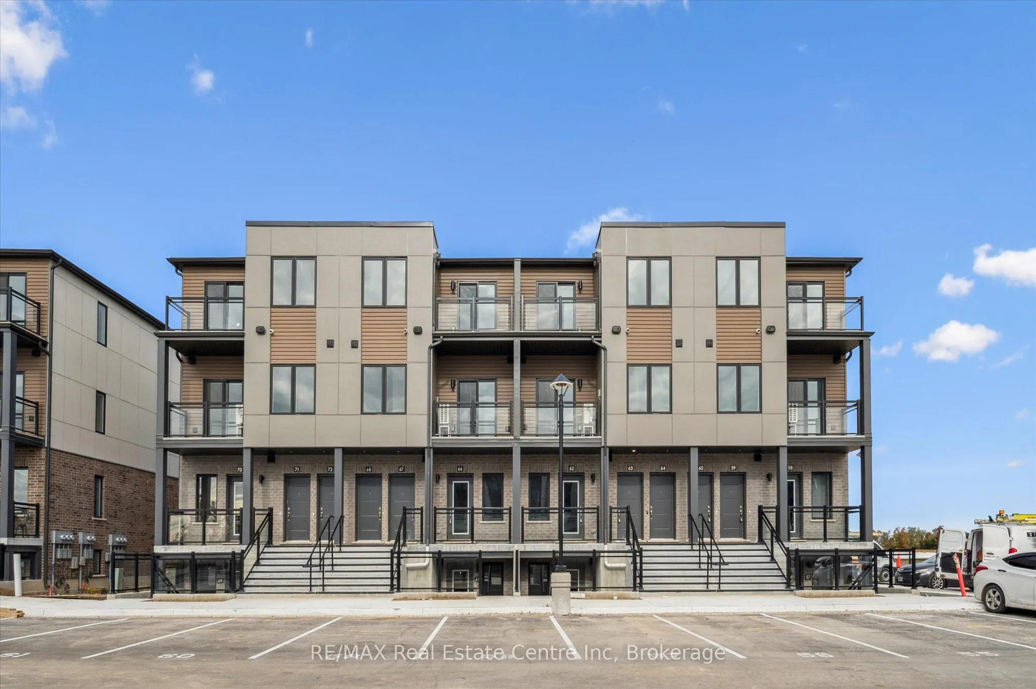 940 St David Street N, #62