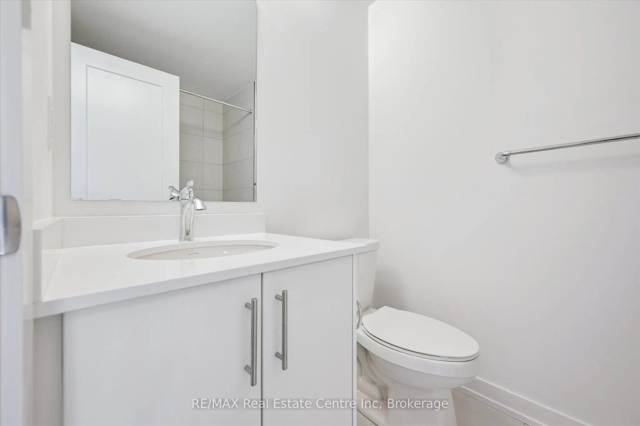 940 St David Street N, #62
