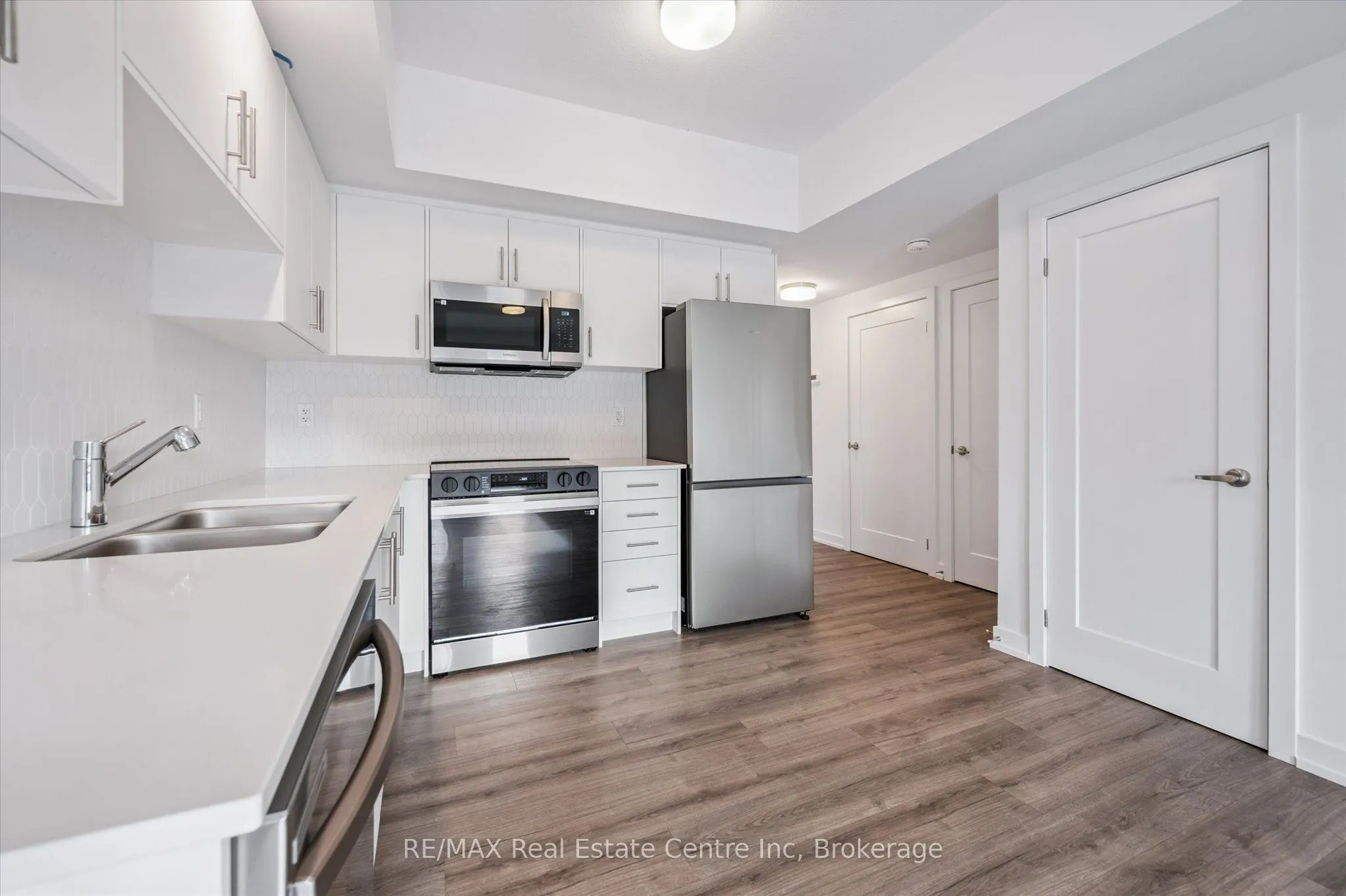 940 St David Street N, #62