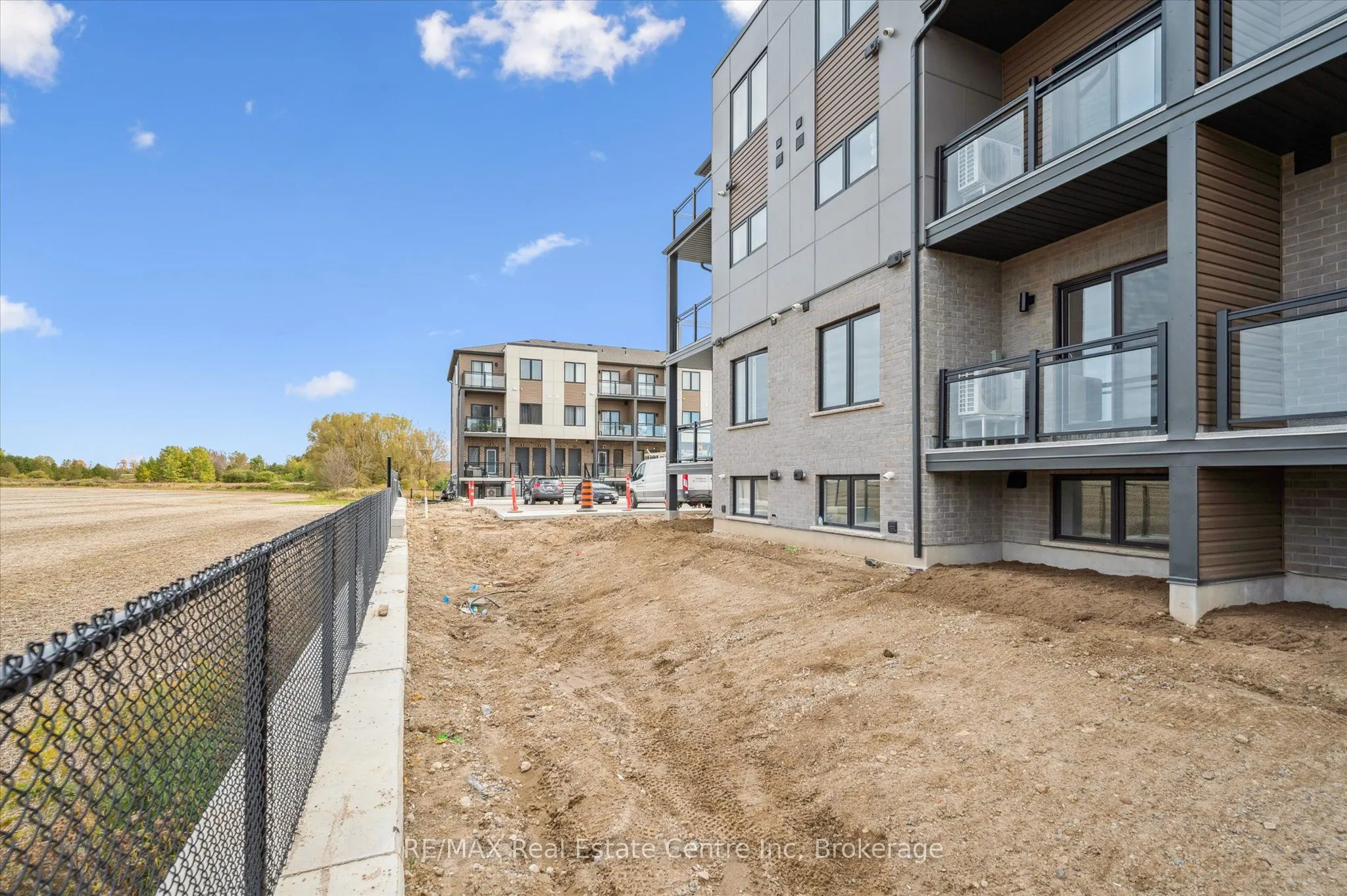940 St David Street N, #62