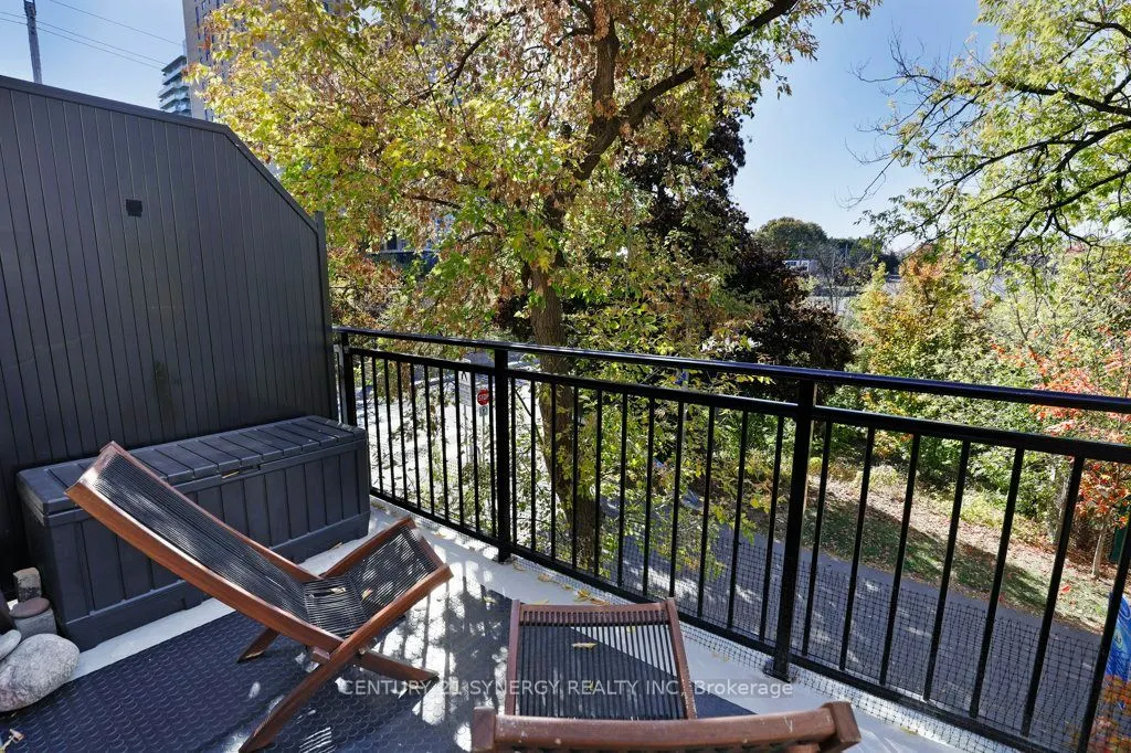 95 Beech Street, #202