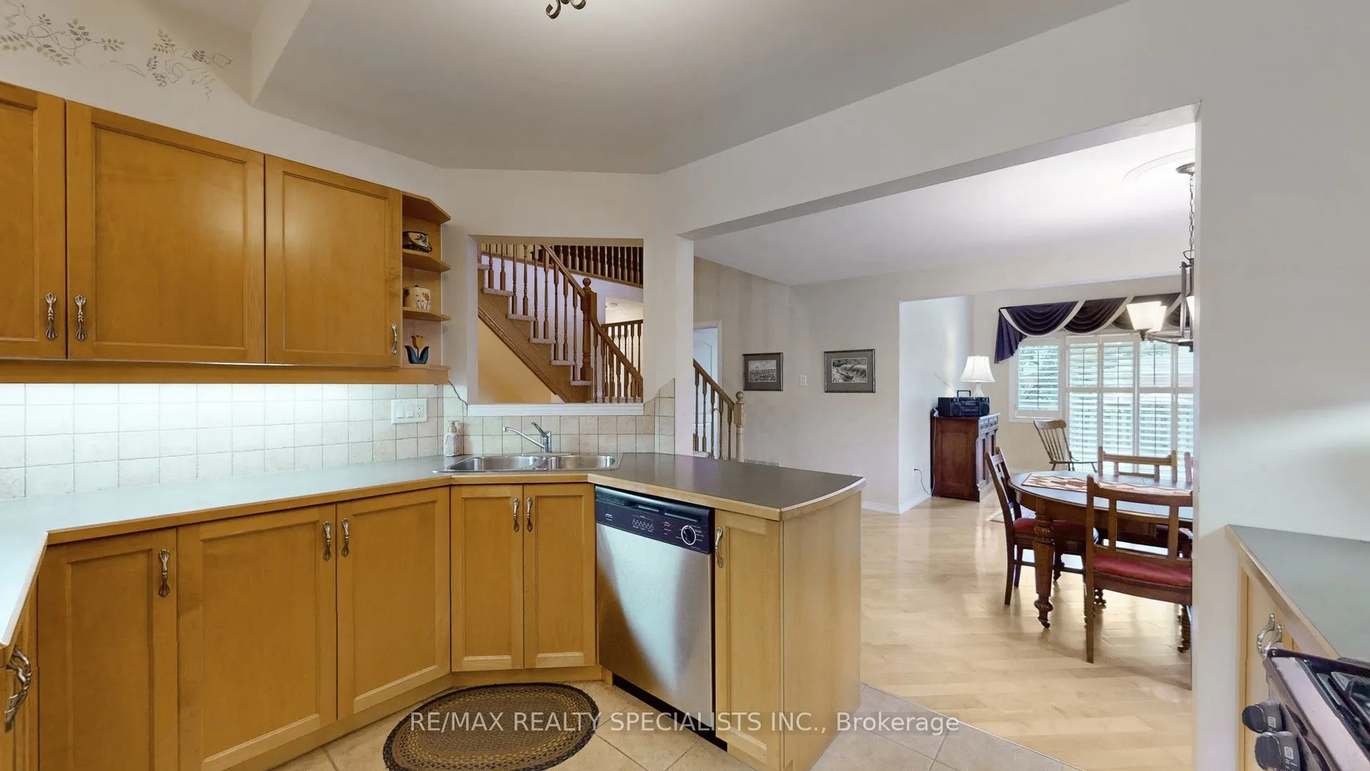 212 Stonehenge Drive, #1