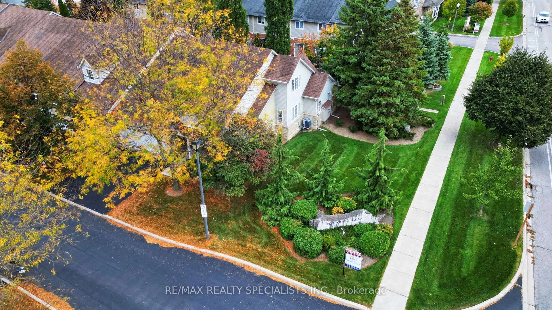 212 Stonehenge Drive, #1