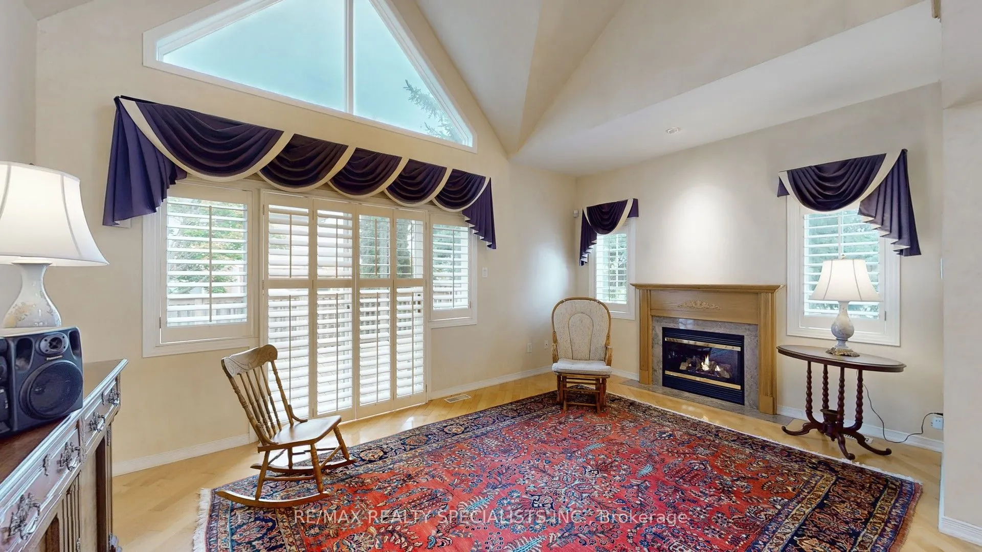 212 Stonehenge Drive, #1