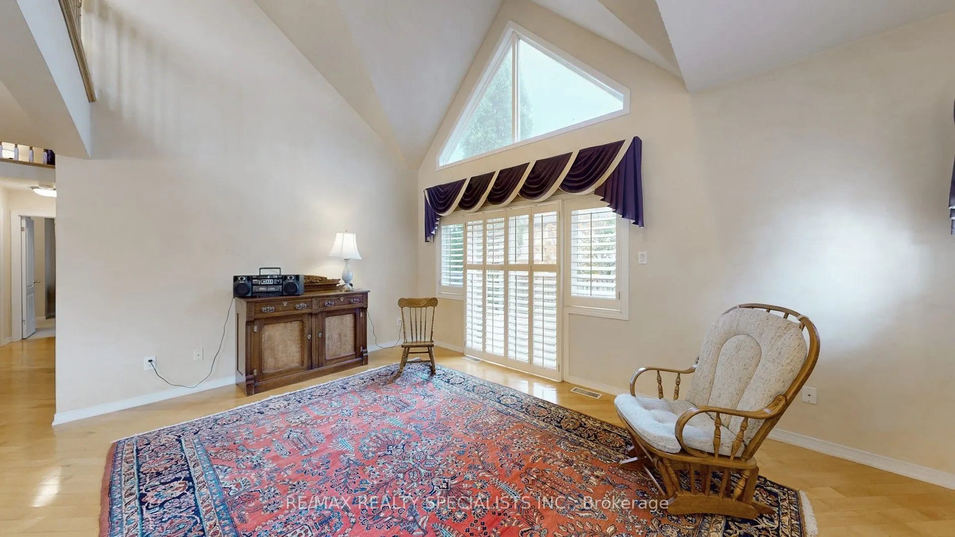 212 Stonehenge Drive, #1