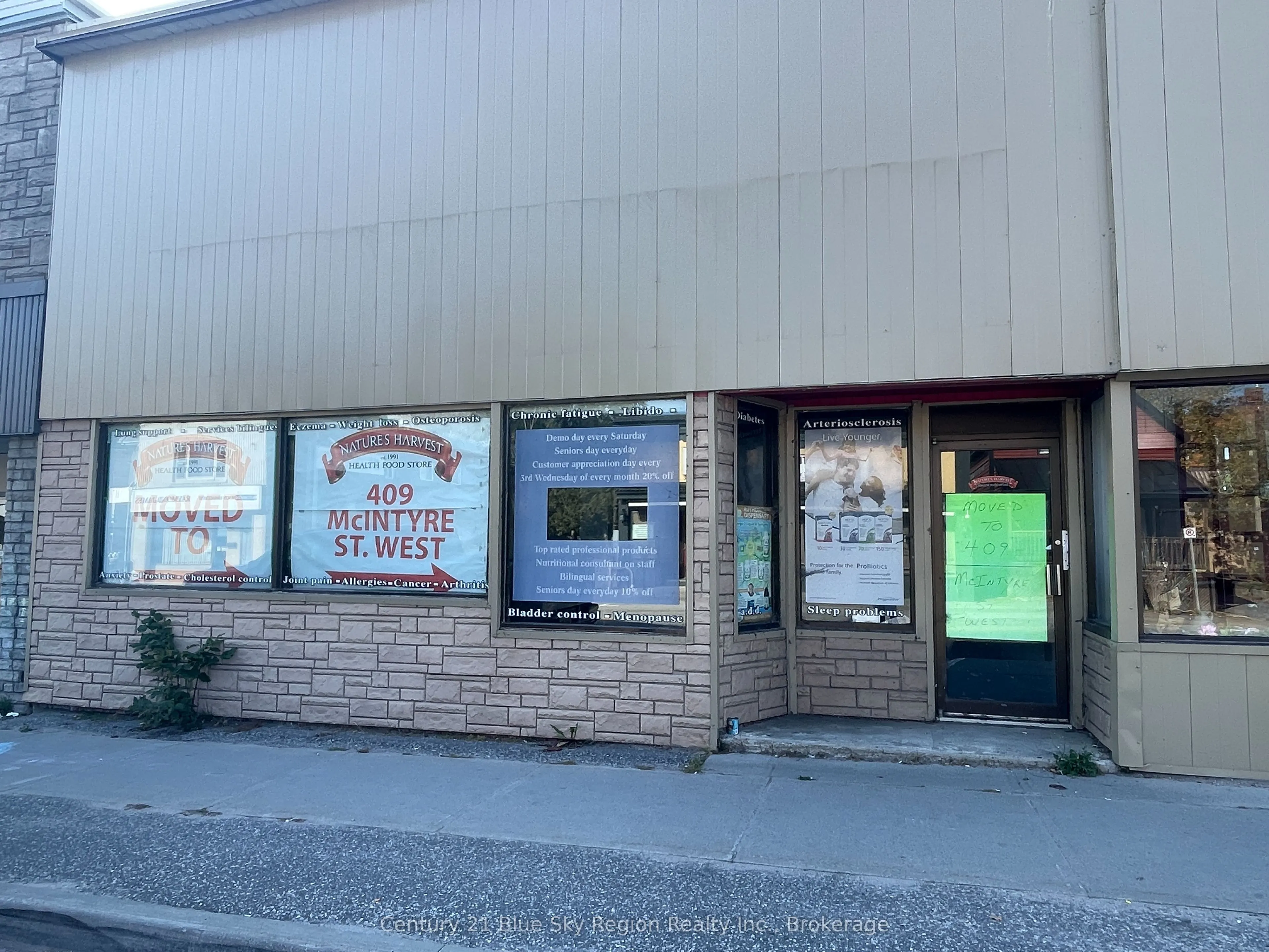 415/423 Main Street E