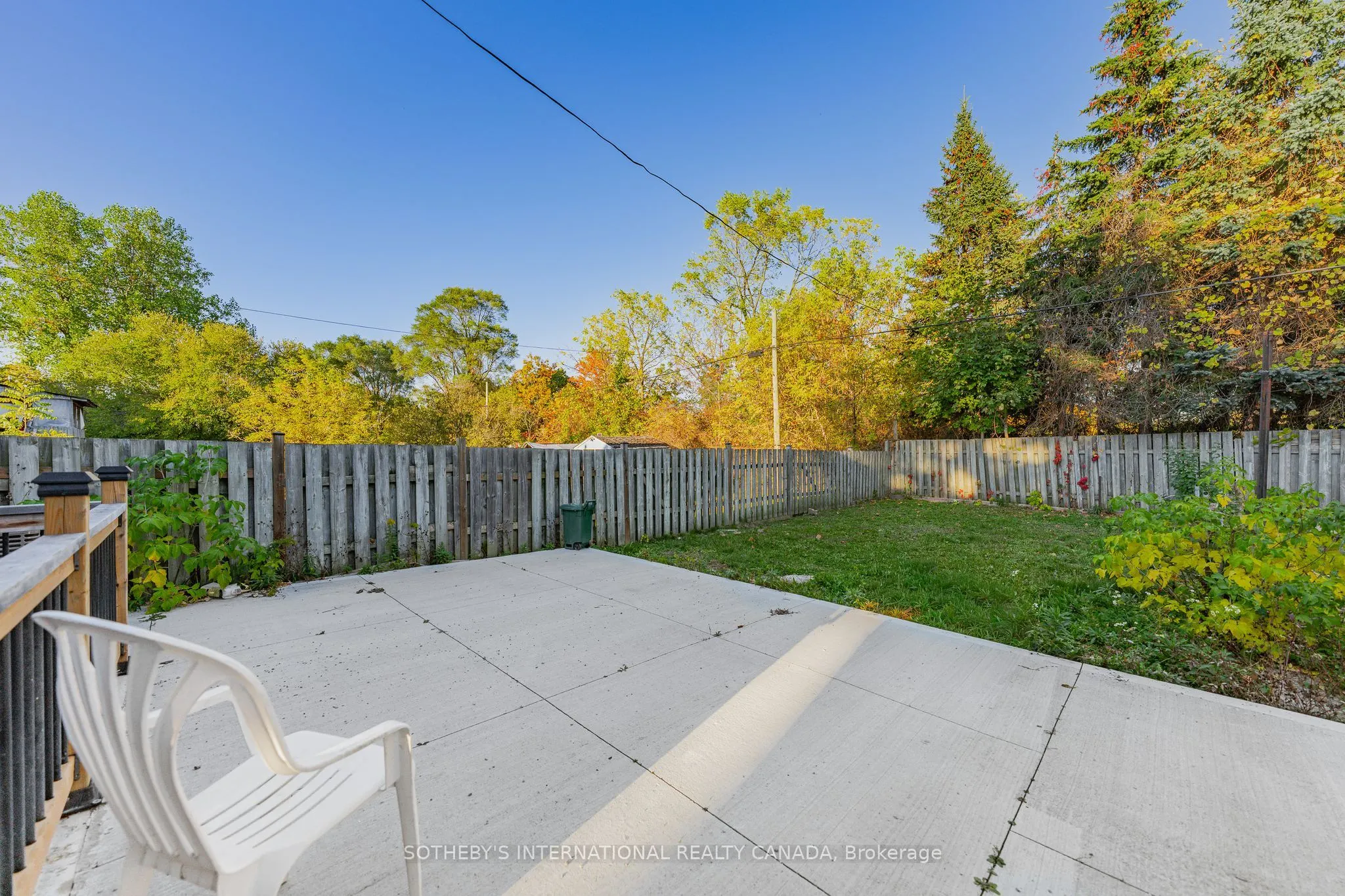 15 Grantham Avenue