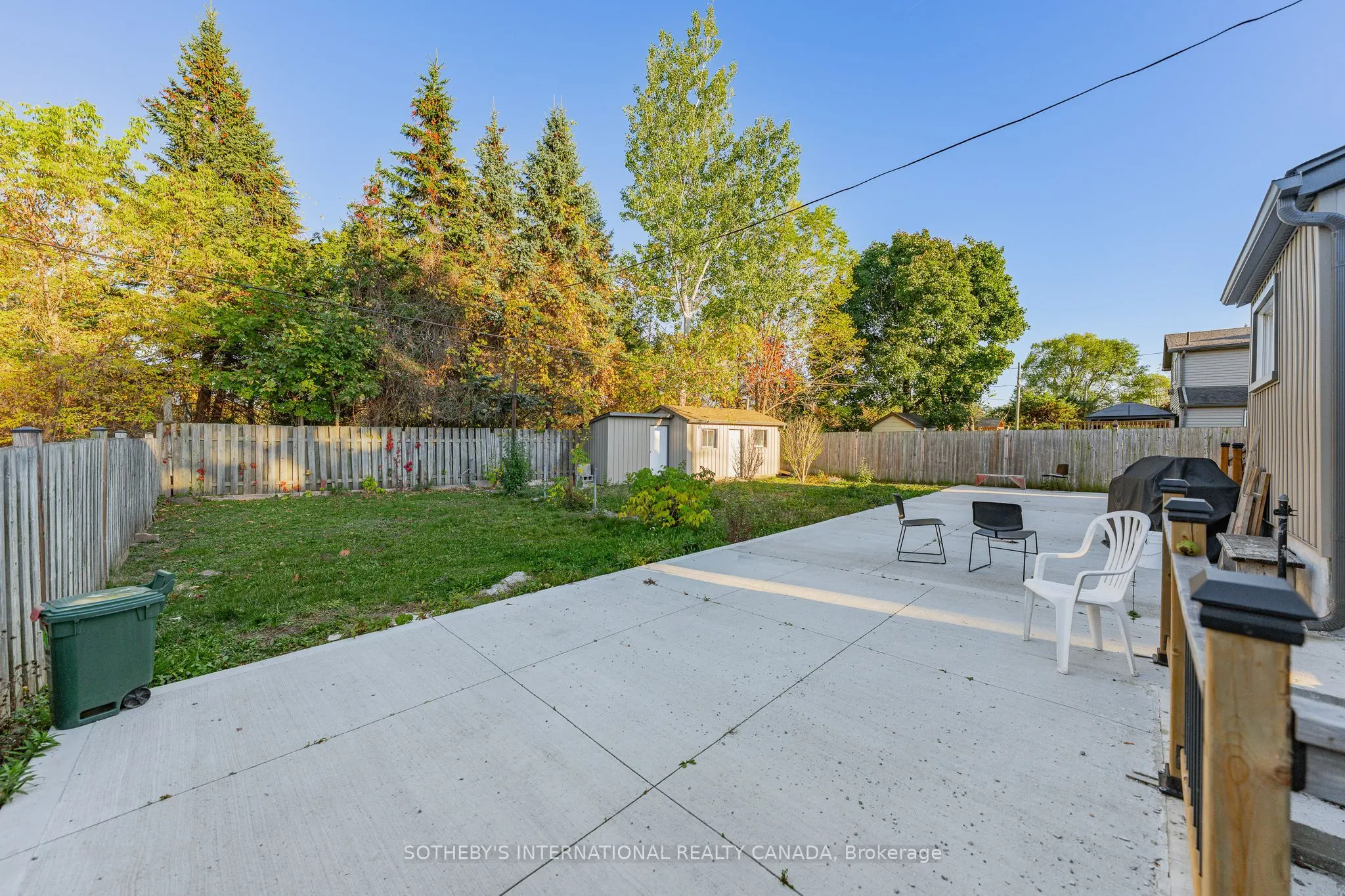 15 Grantham Avenue